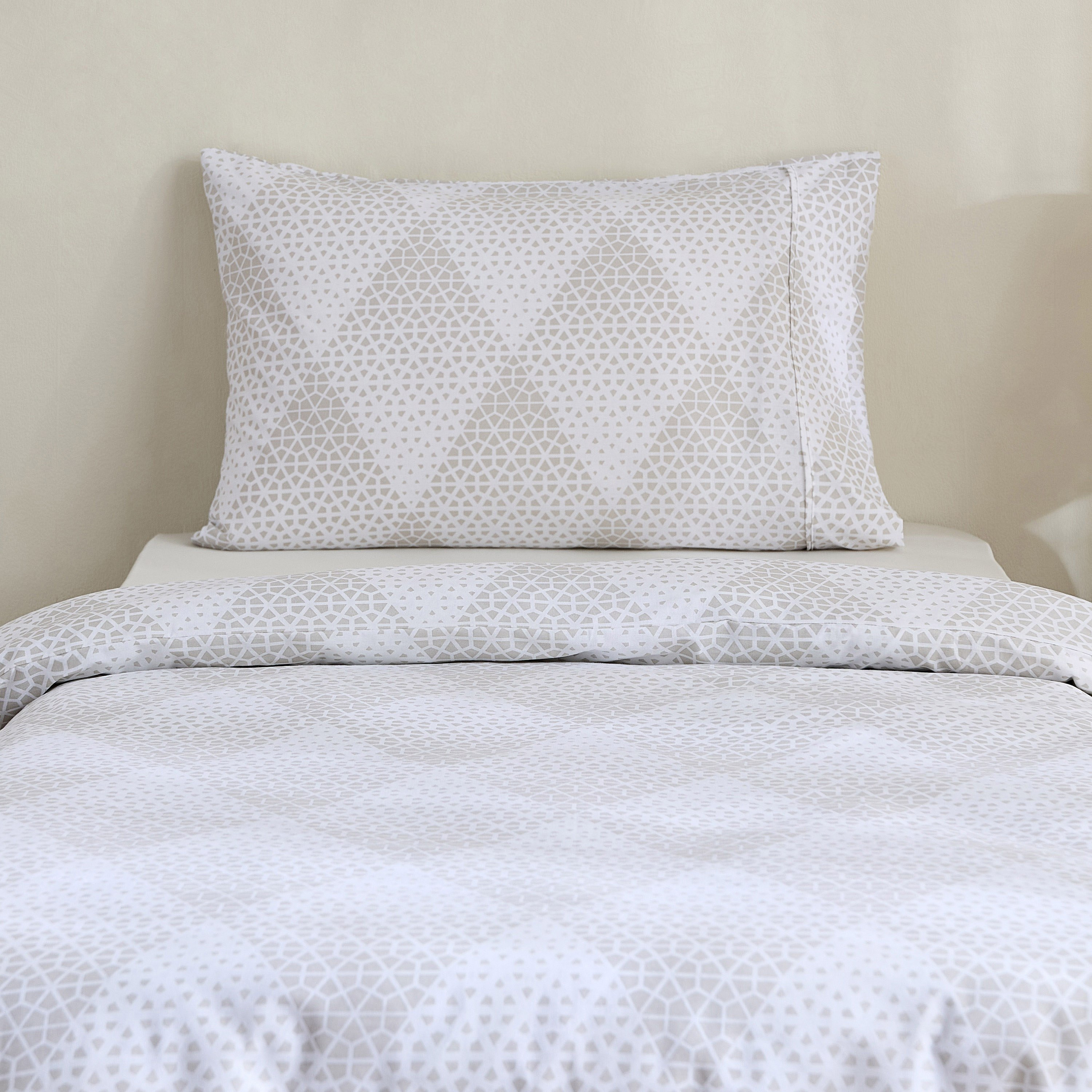 Malta Cara 2-Piece Printed Cotton Single Duvet Cover Set - 135x200 cm-hbxhomeware-hbxdecorandfurnishings-image-2