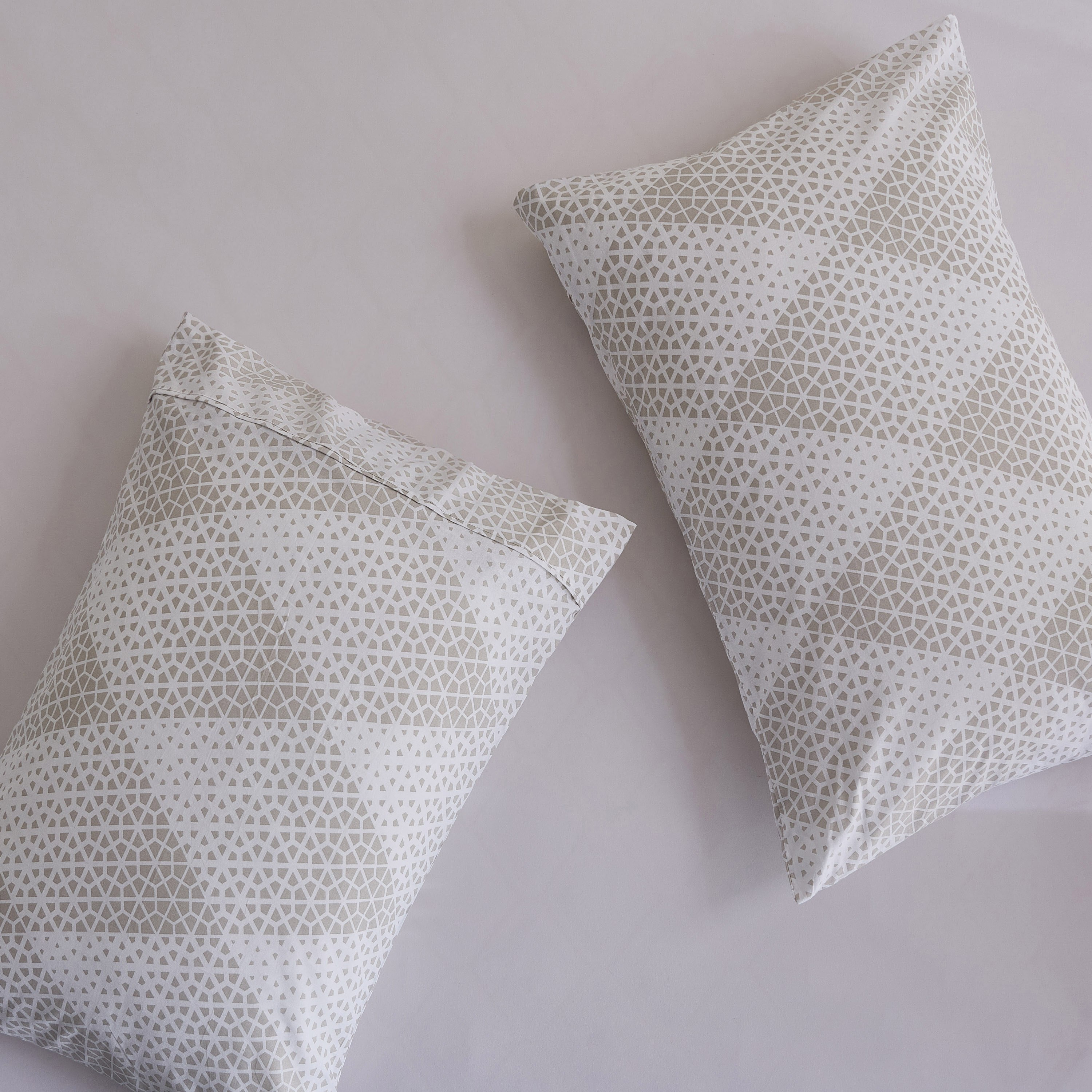 طقم غطاء لحاف سوبر كينج قطن 3 قطع كارا من مالطا - 220x240 سم-hbxhomeware-hbxdecorandfurnishings-image-7