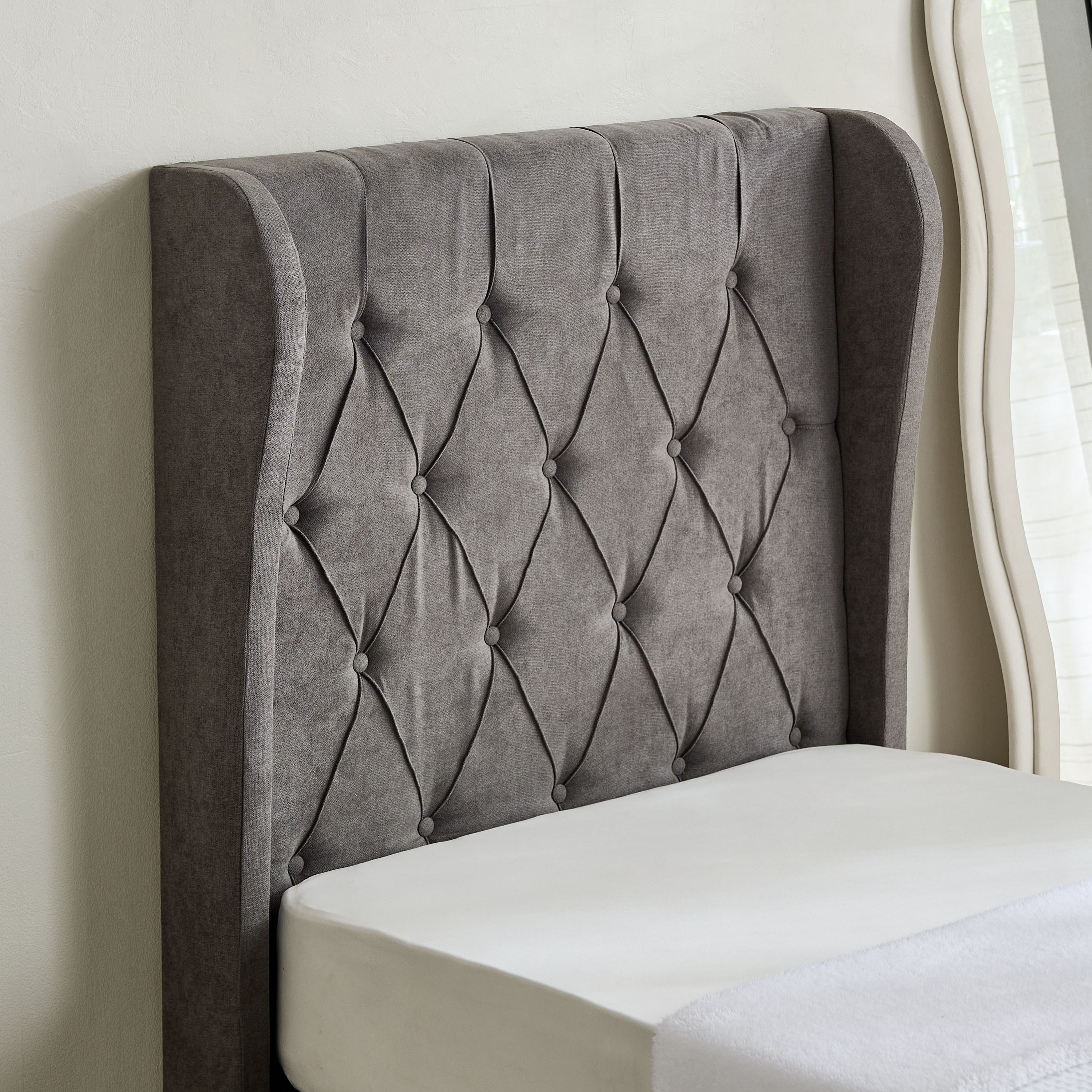Curvy Chester Single Upholstered Bed - 90x200 cm-hbxkidsandyouth-bedsandbedsets-beds-single-image-3