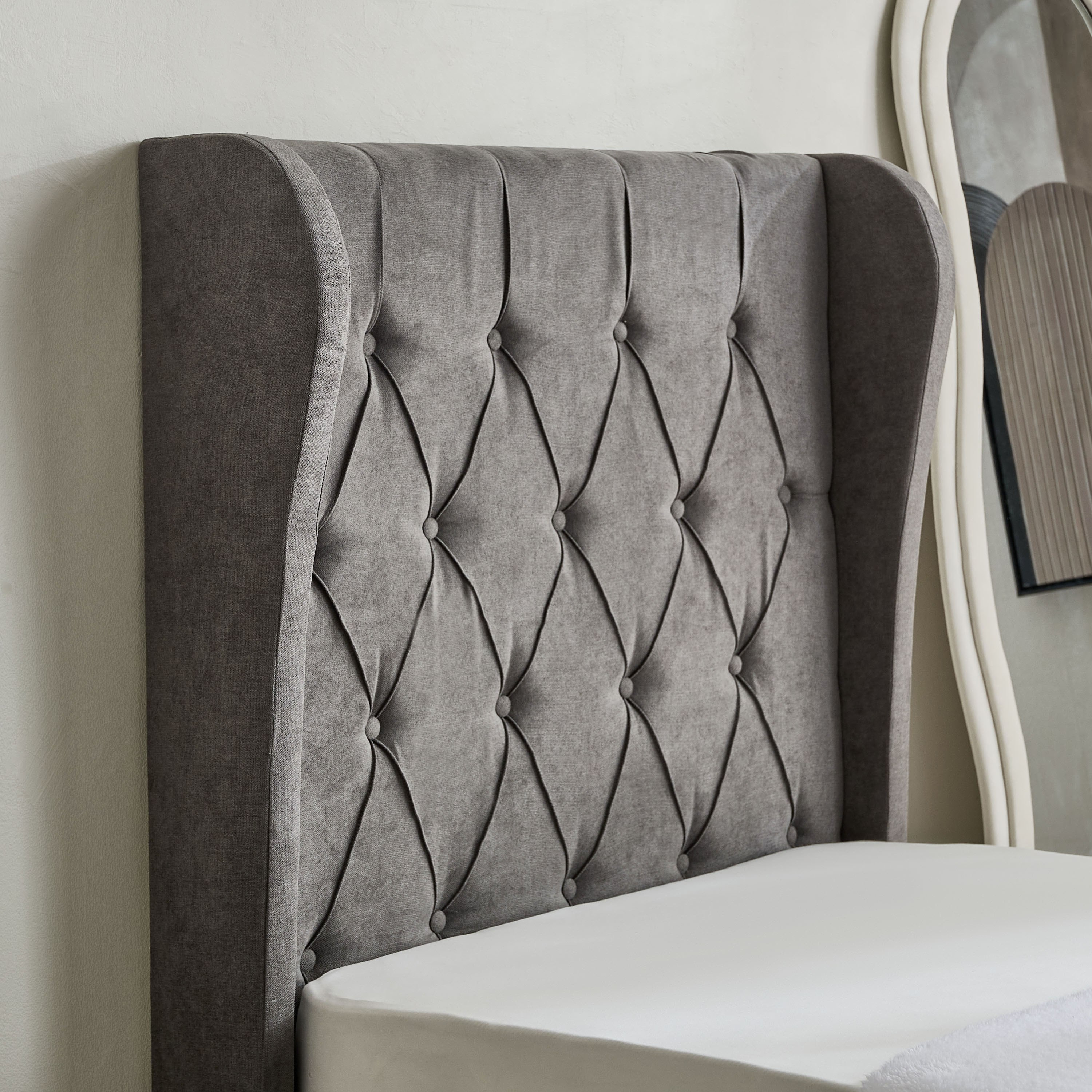 Curvy Chester Single Upholstered Bed - 90x200 cm-hbxkidsandyouth-bedsandbedsets-beds-single-image-4