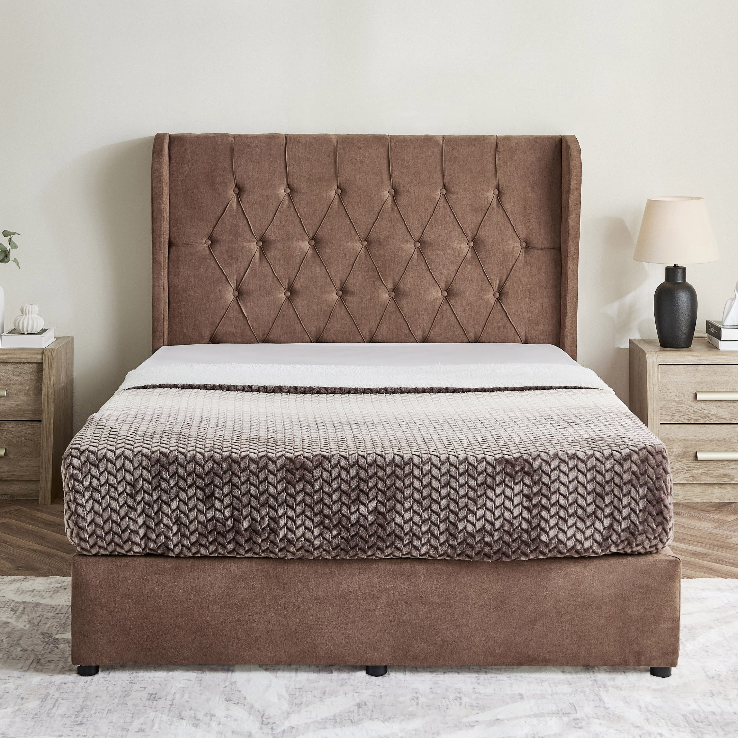 Curvy Chester Twin Upholstered Bed - 120x200 cm-hbxbedroom-bedsandbedsets-upholsteredbeds-twin-image-2