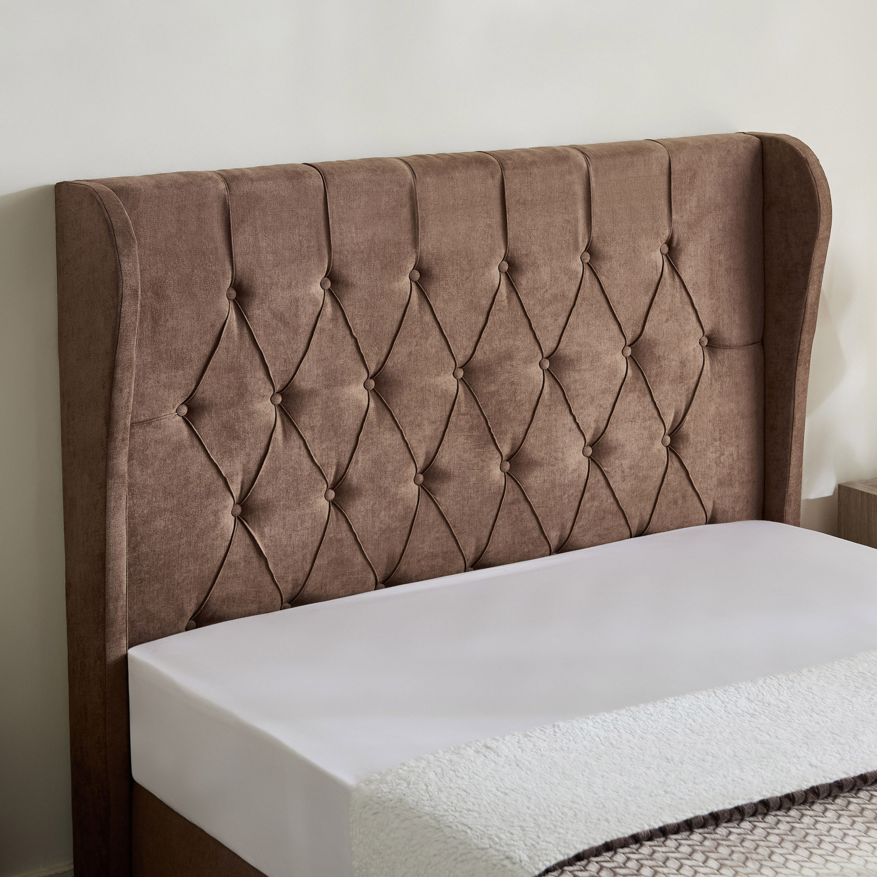 Curvy Chester Twin Upholstered Bed - 120x200 cm-hbxbedroom-bedsandbedsets-upholsteredbeds-twin-image-3
