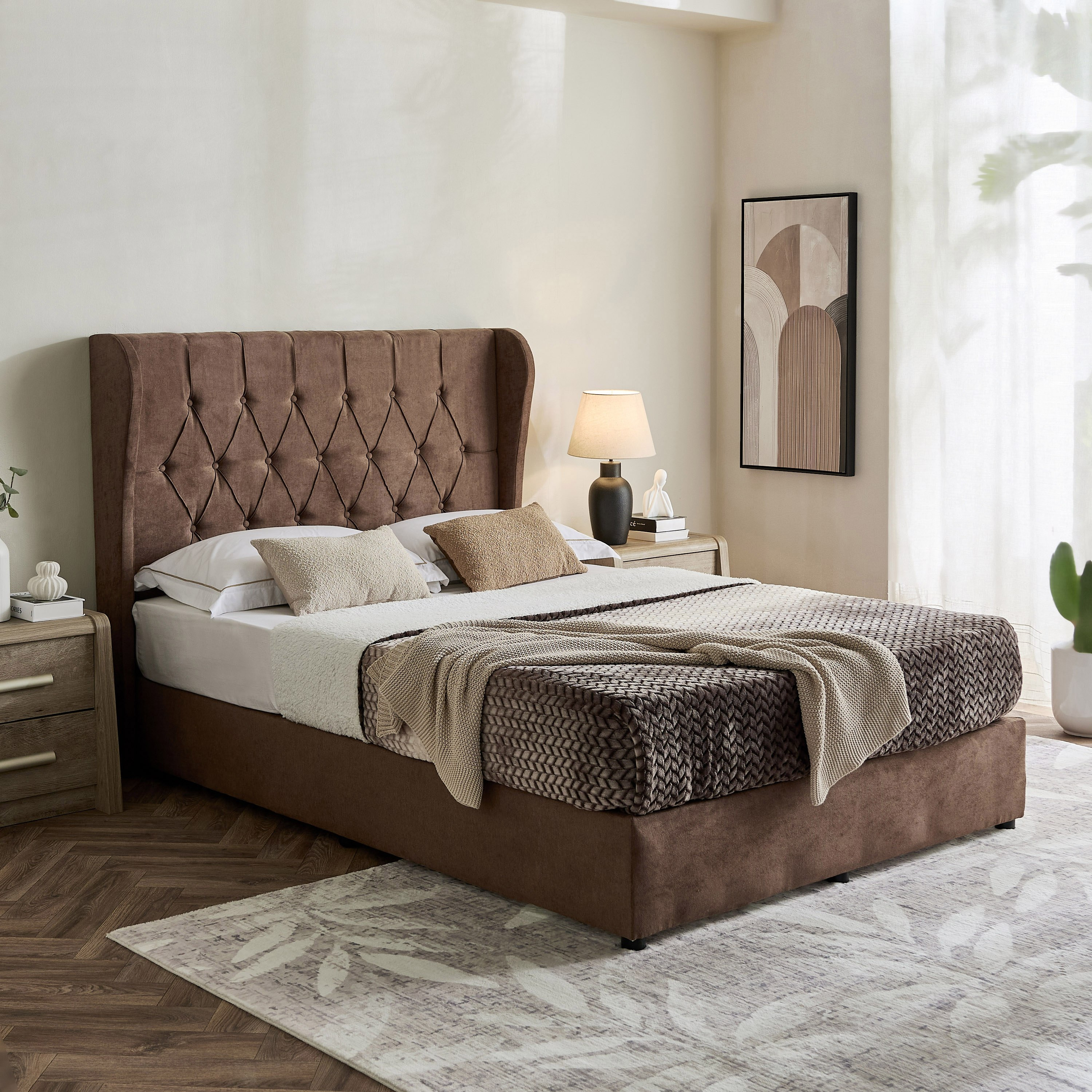 Curvy Chester Queen Upholstered Bed - 140x200 cm-hbxbedroom-bedsandbedsets-beds-queen-image-7