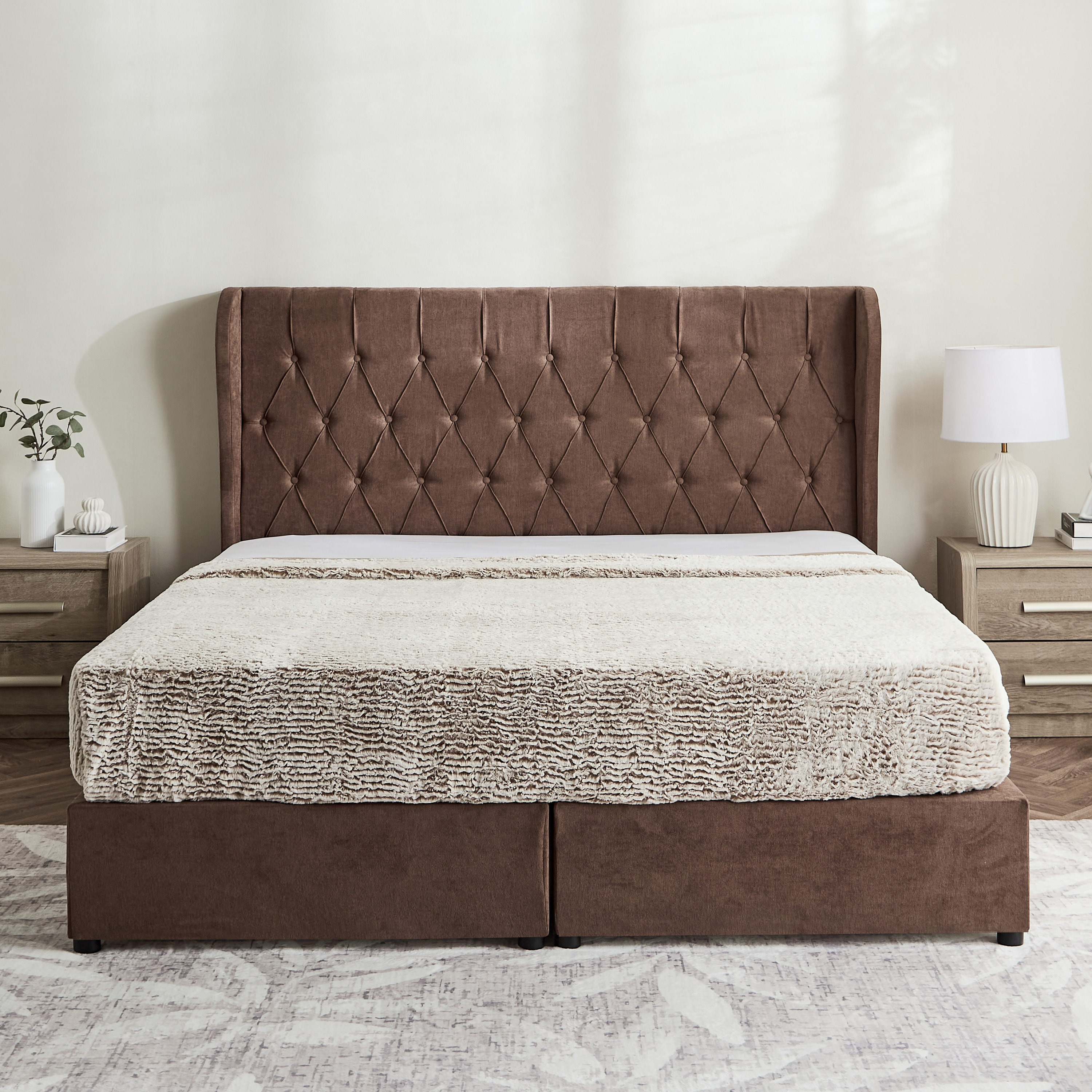 Curvy Chester King Upholstered Bed - 180x200 cm-PROMO_HB_UAE_HBX10_250526-image-2