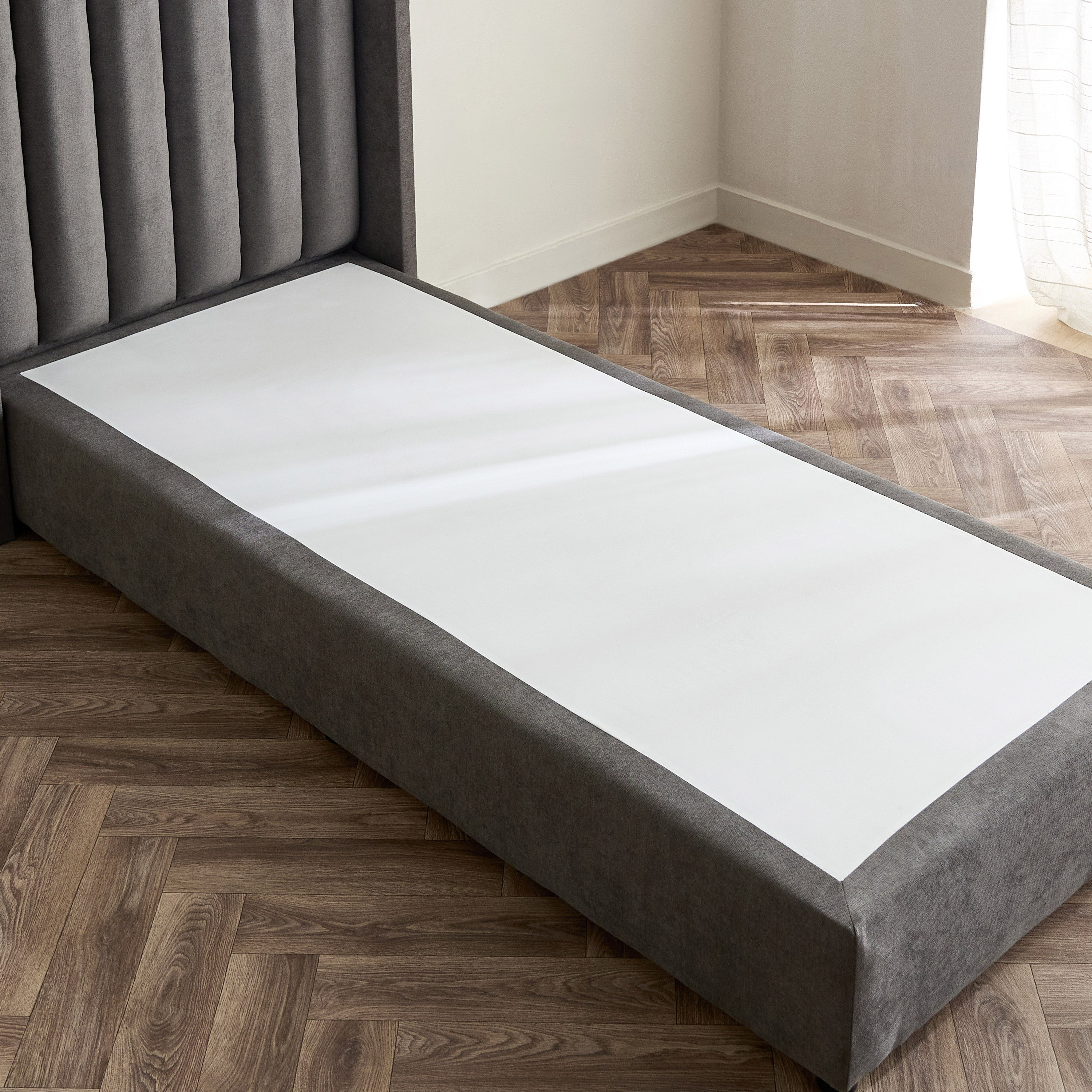Curvy Clark Upholstered Single Bed - 90x200 cm-hbxkidsandyouth-bedsandbedsets-beds-single-image-5