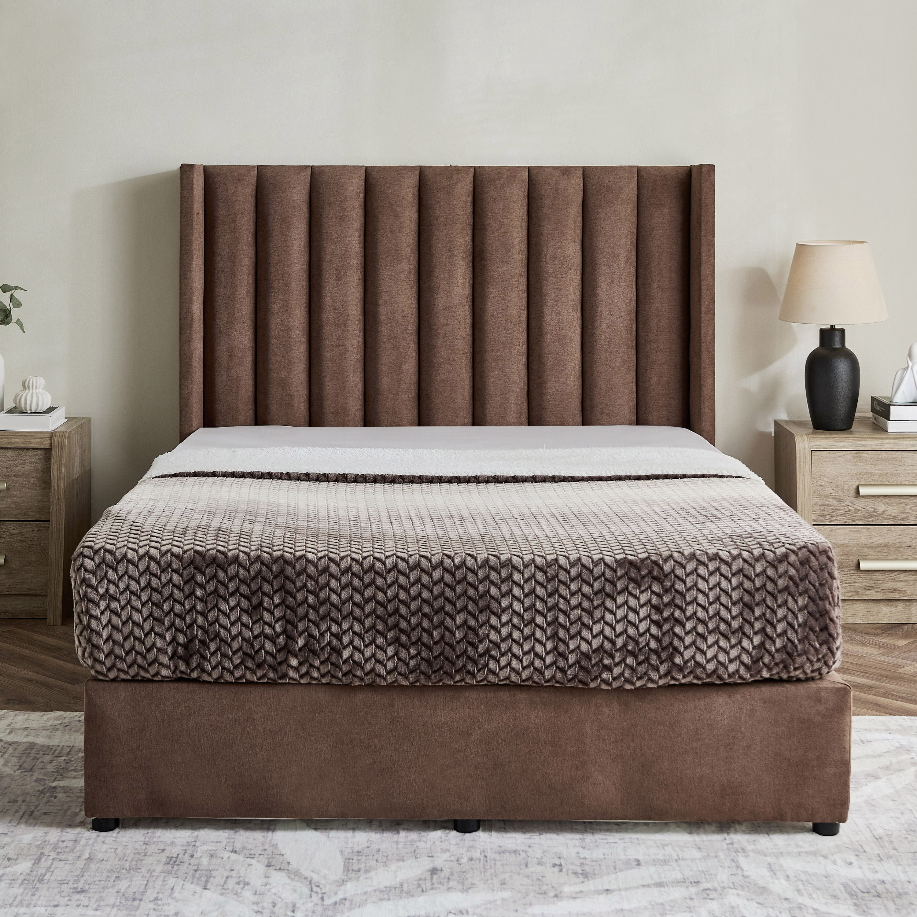 Curvy Clark Upholstered Queen Bed - 140x200 cm-hbxbedroom-bedsandbedsets-beds-queen-image-2