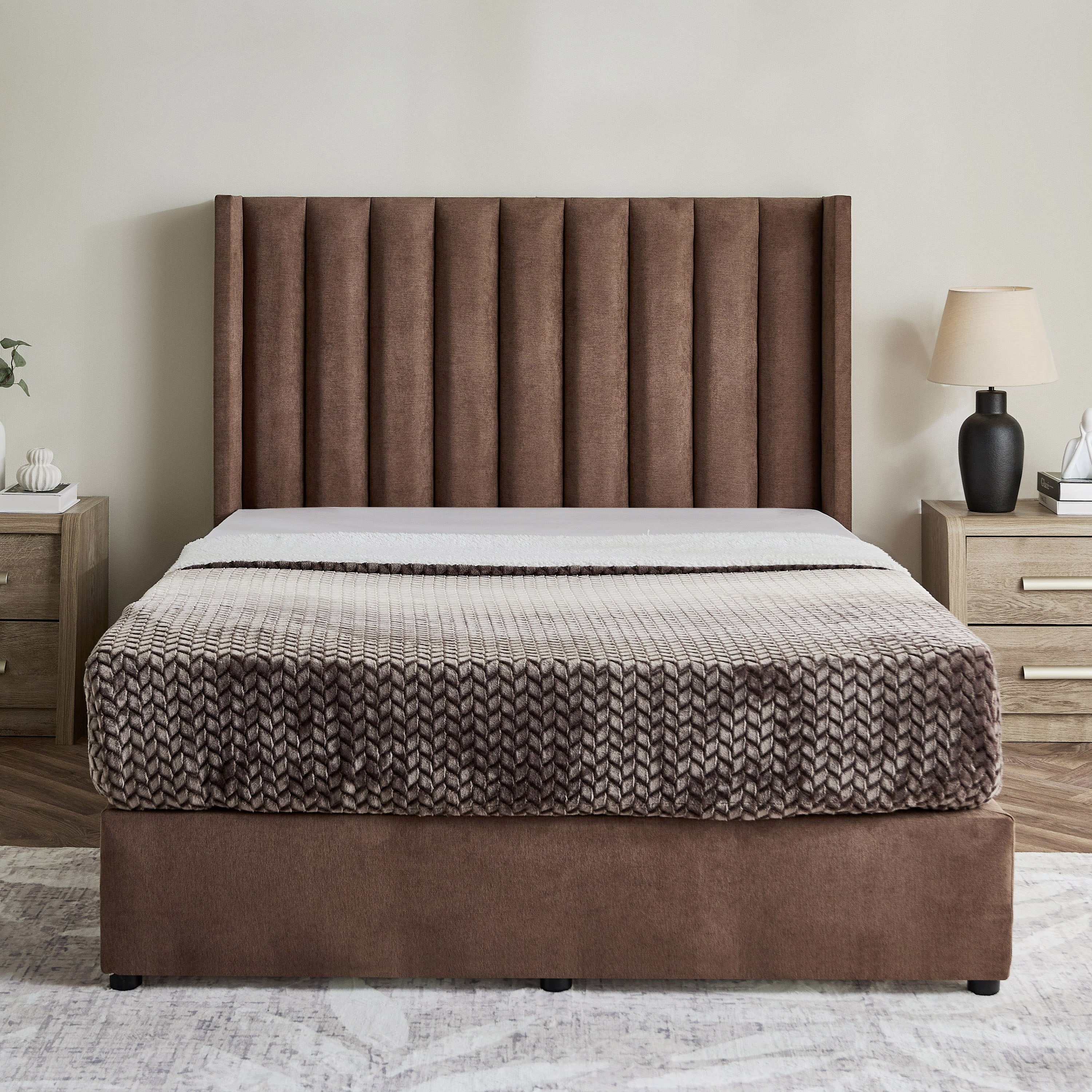 Curvy Clark Upholstered Queen Bed - 160x200 cm-hbxbedroom-bedsandbedsets-beds-queen-image-2