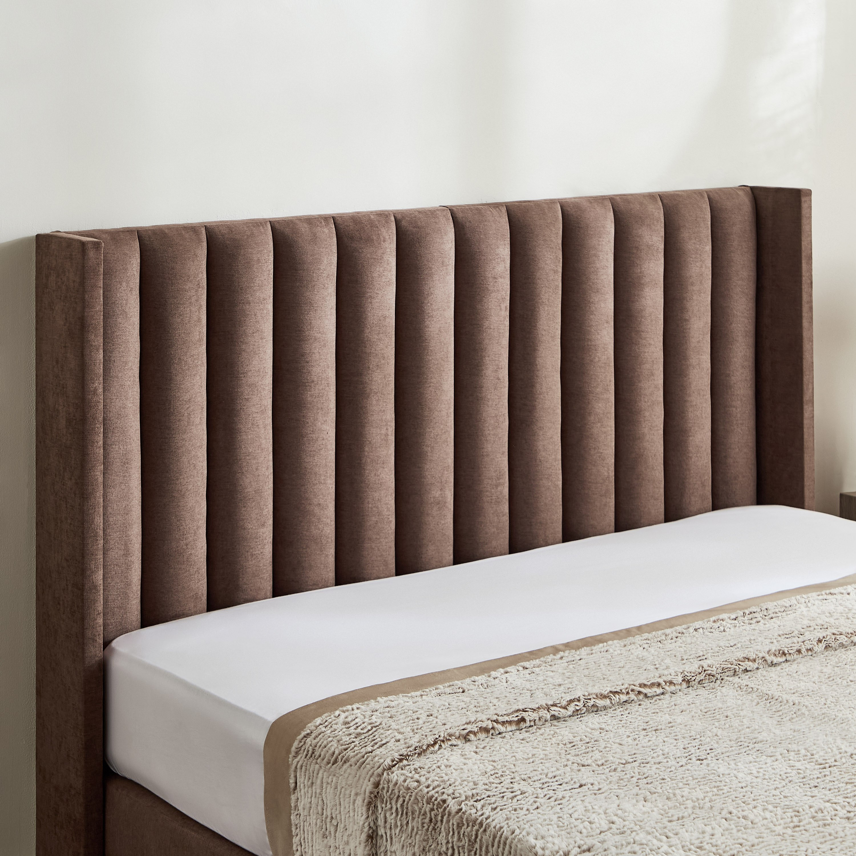 Curvy Clark Upholstered King Bed - 180x200 cm-PROMO_HB_UAE_HBX10_250526-image-3
