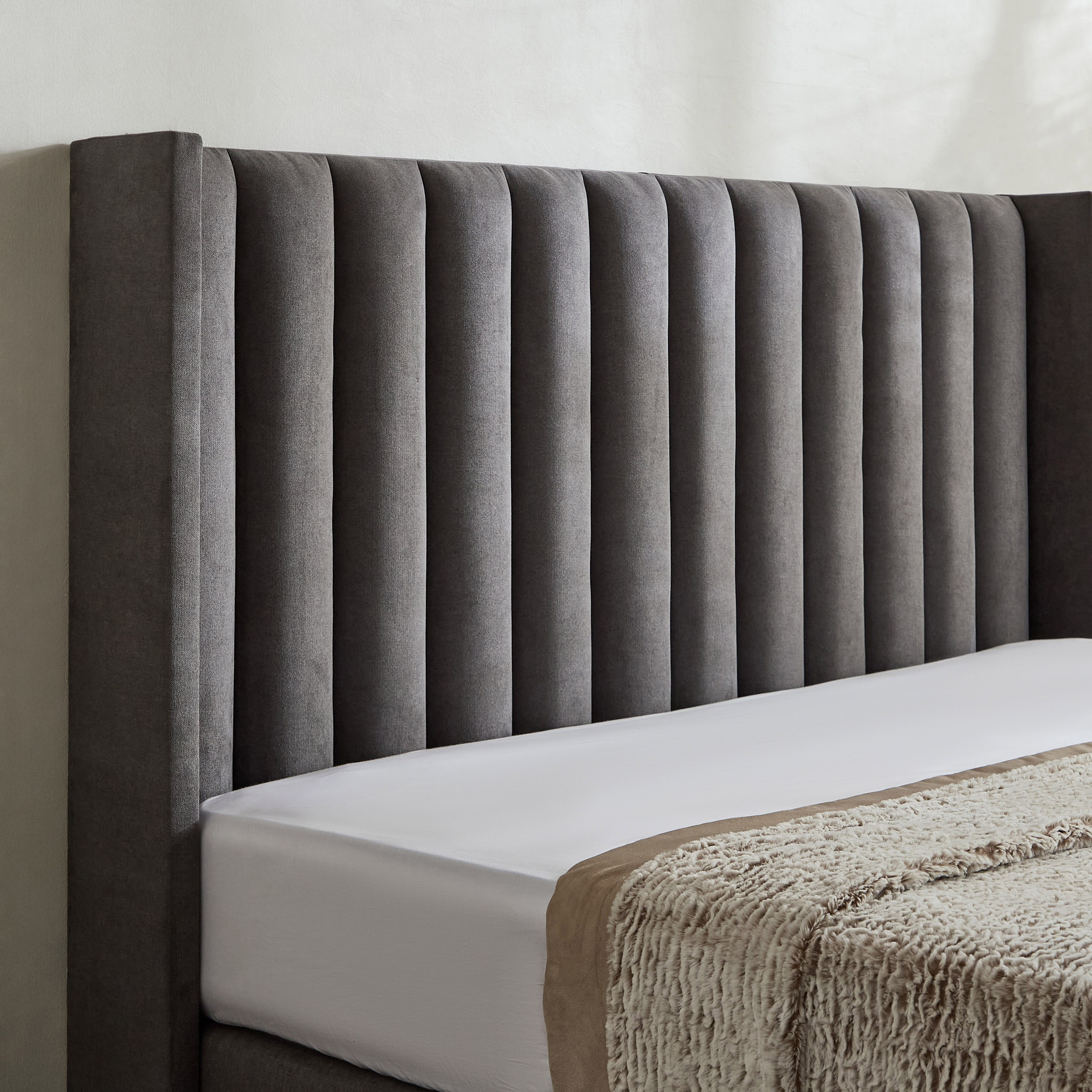 Curvy Clark Upholstered King Bed - 180x200 cm-PROMO_HB_UAE_HBX10_250526-image-4
