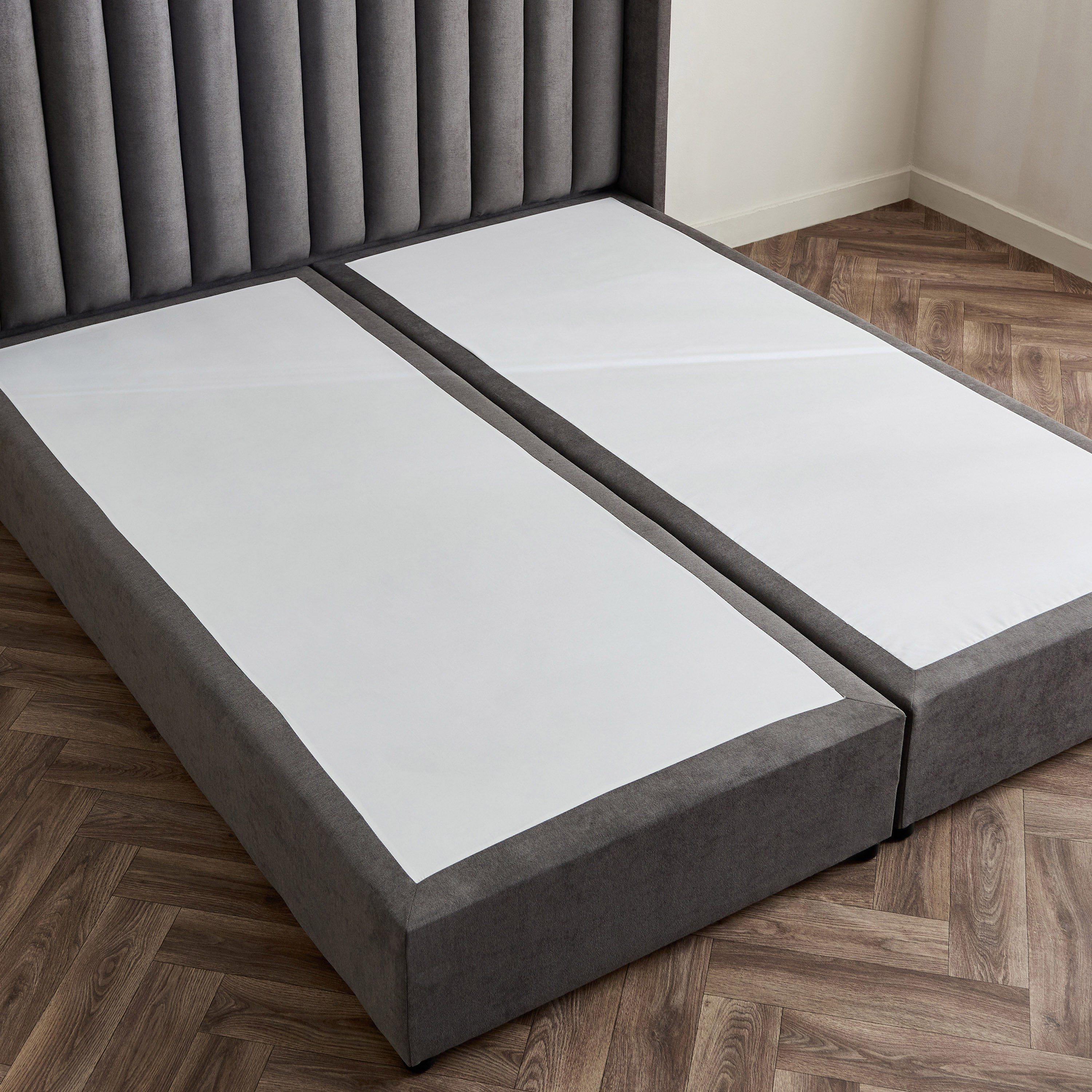 Curvy Clark Upholstered King Bed - 180x200 cm-PROMO_HB_UAE_HBX10_250526-image-5