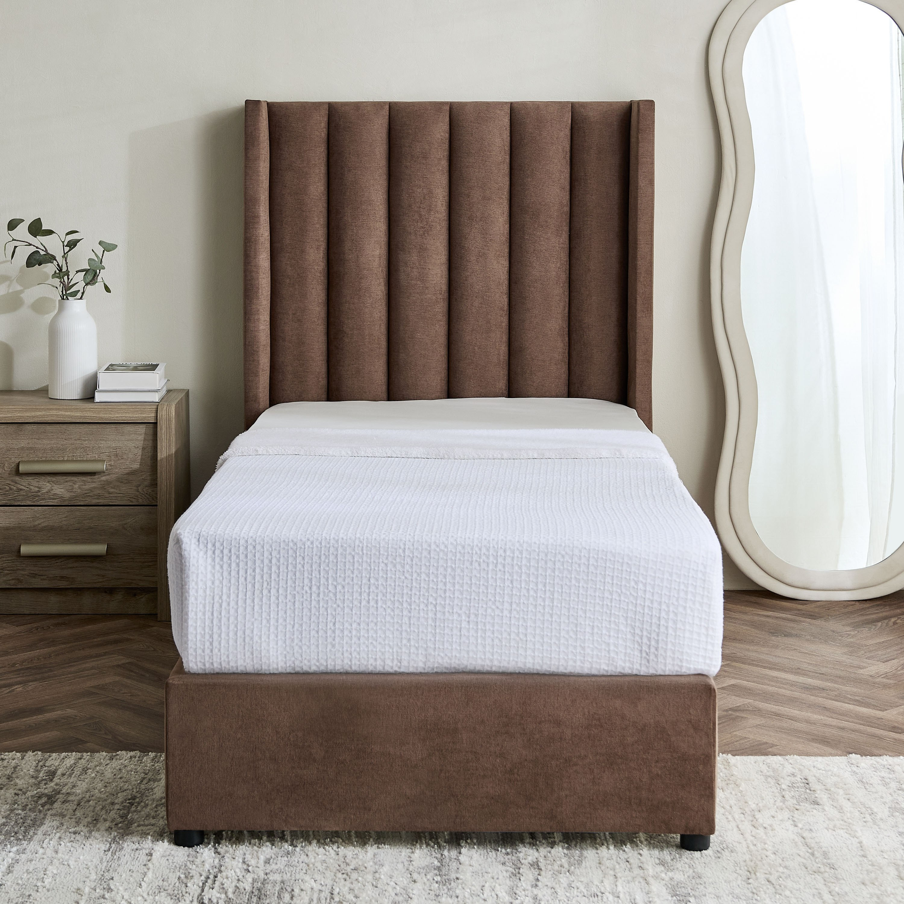 Curvy Clark Upholstered Single Bed - 90x200 cm-hbxkidsandyouth-bedsandbedsets-beds-single-image-2