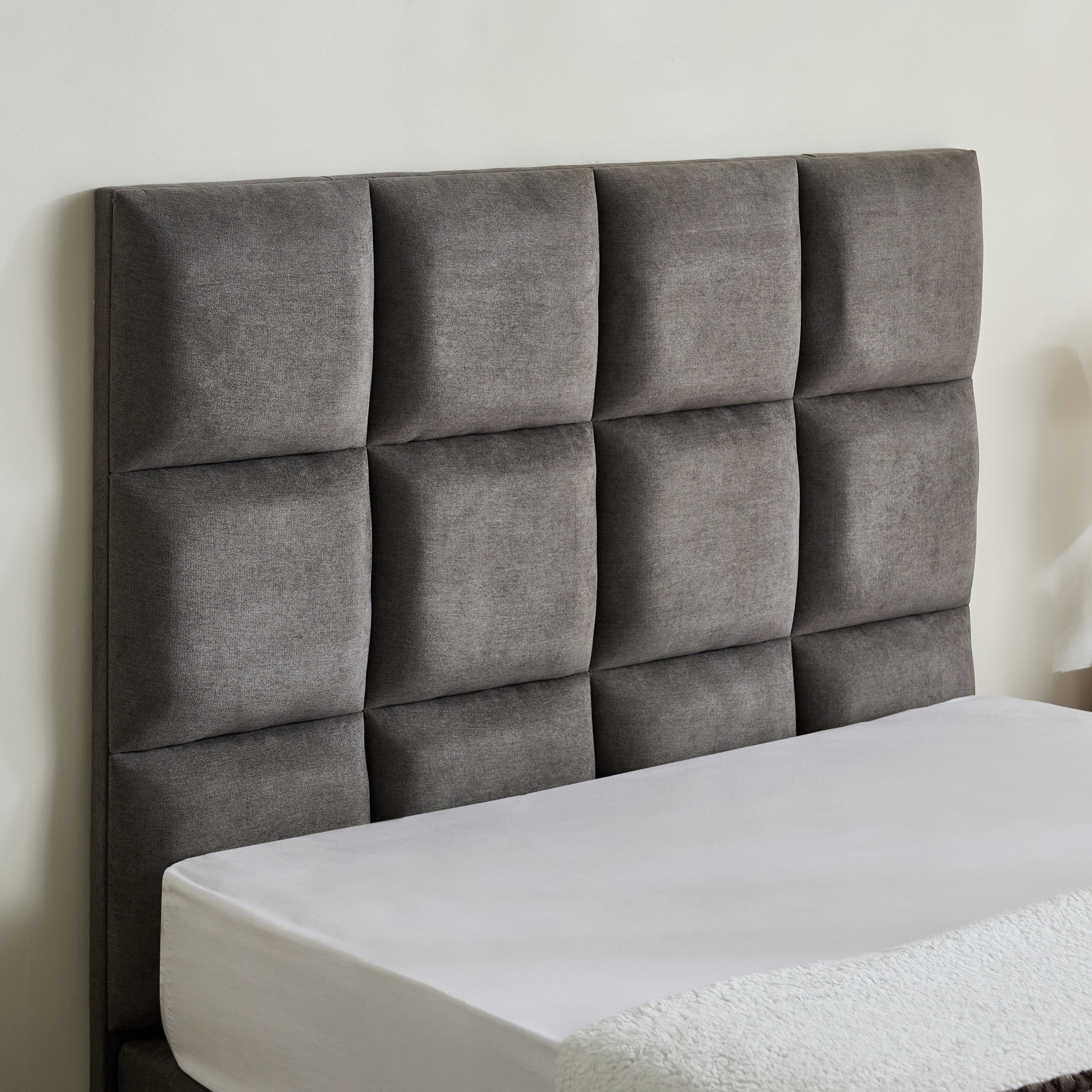 Curvy Rubik Queen Upholstered Bed - 160x200 cm-hbxbedroom-bedsandbedsets-beds-queen-image-3