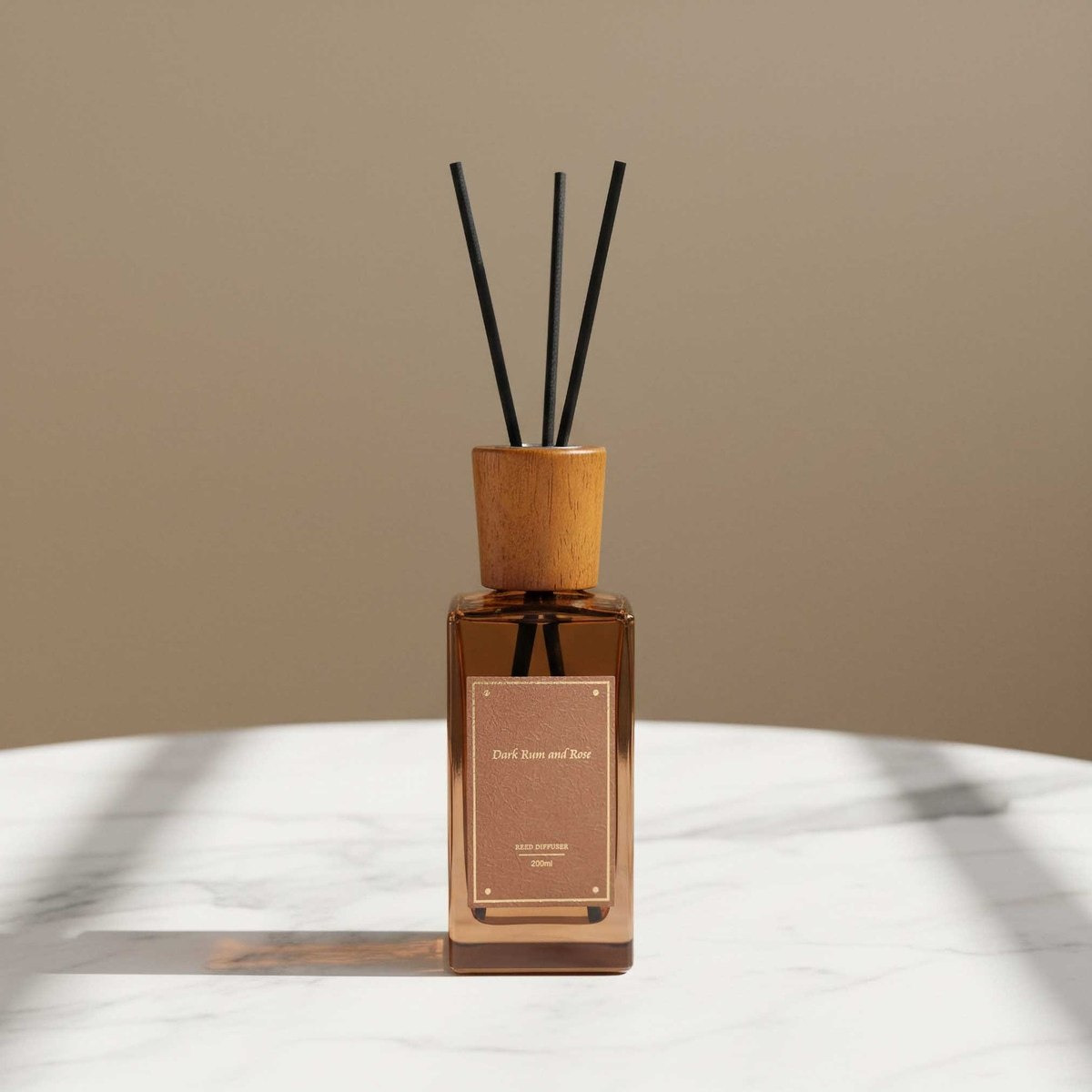 موزع عطور بالأعواد سنتليير رم داكن وورد من نوفوري - 200 مل-hbxbedroom-homefragrance-diffusers-image-2