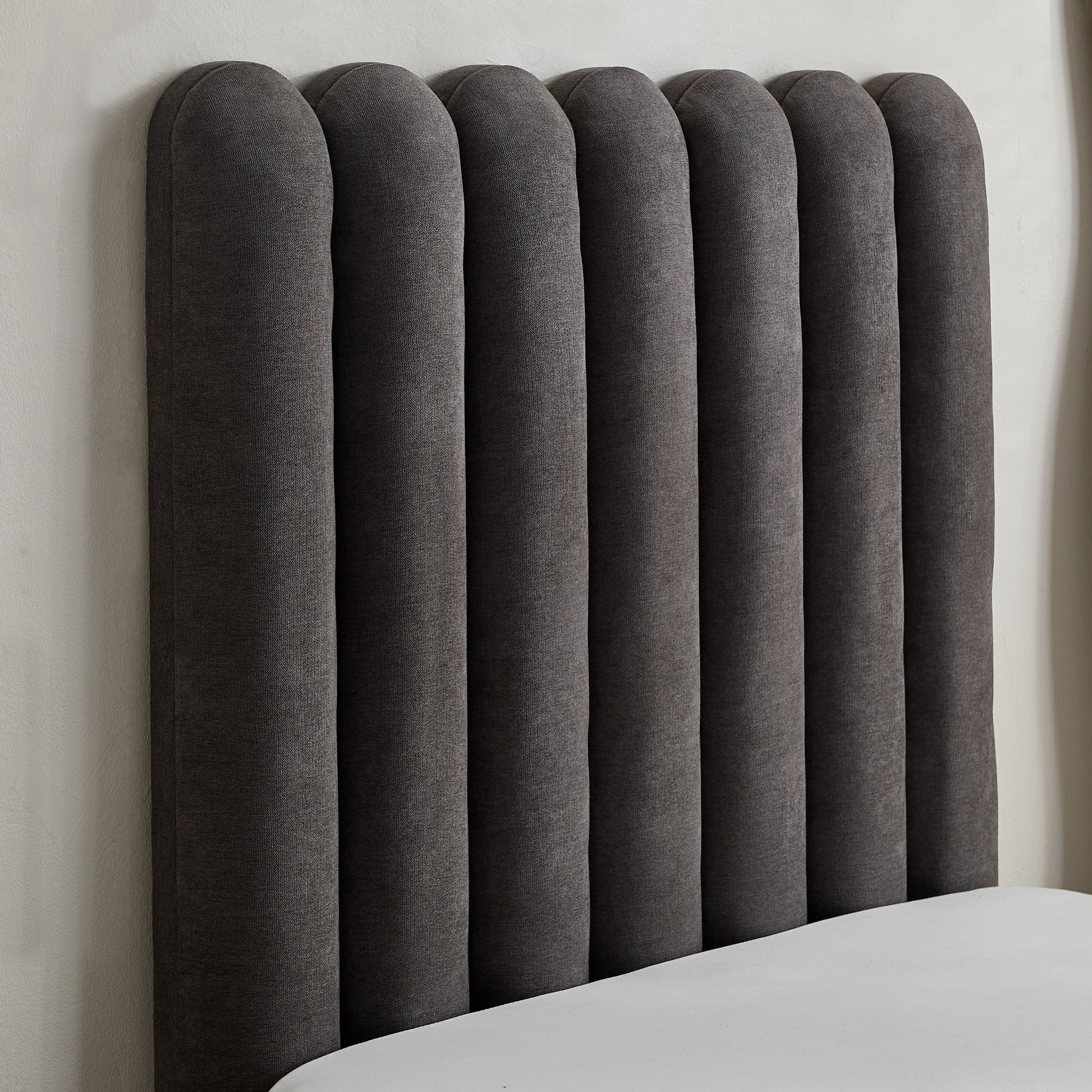 Curvy Haze Upholstered Single Bed - 90x200 cm-hbxkidsandyouth-bedsandbedsets-beds-single-image-4
