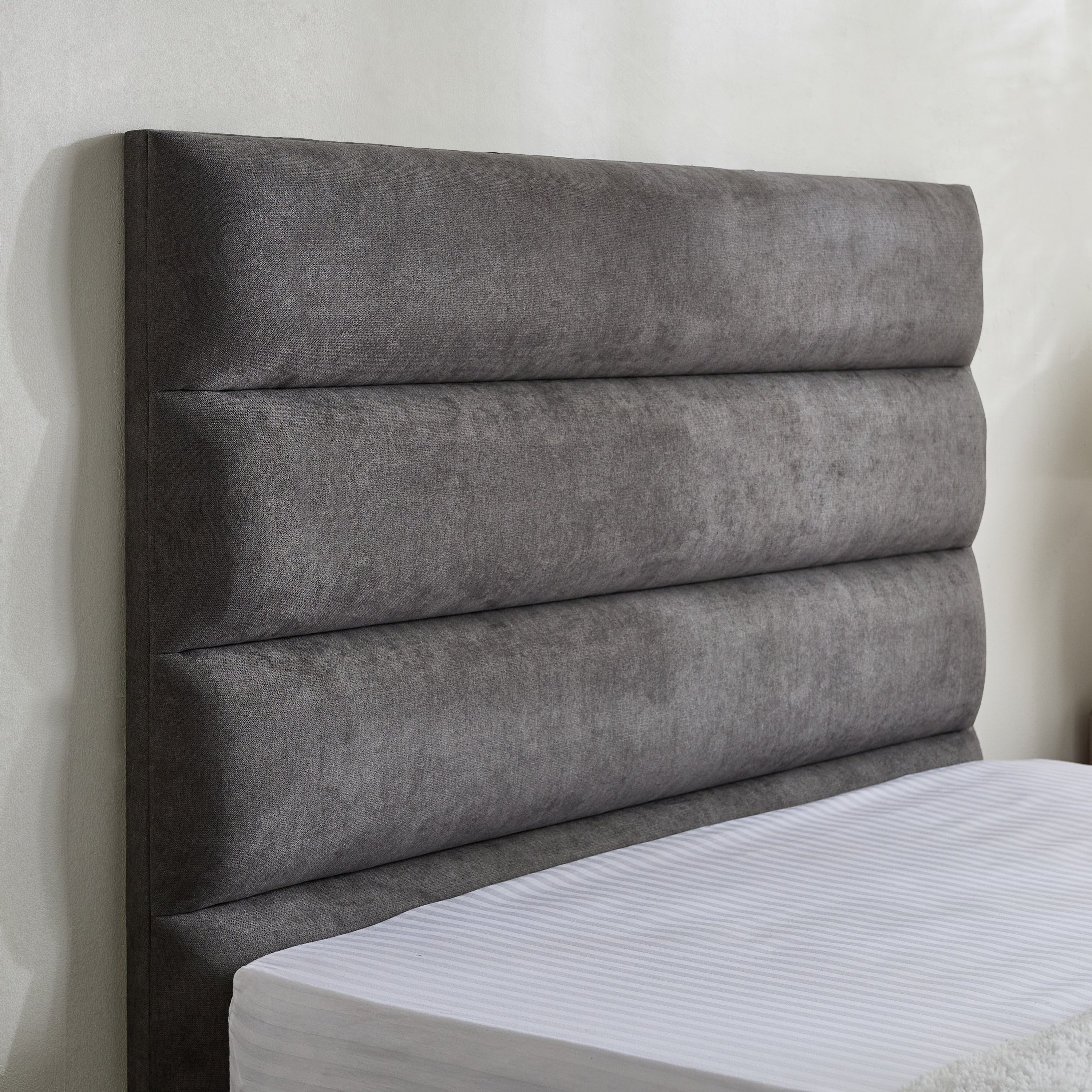Curvy Linear Upholstered Queen Bed - 140x200 cm-hbxbedroom-bedsandbedsets-beds-queen-image-4