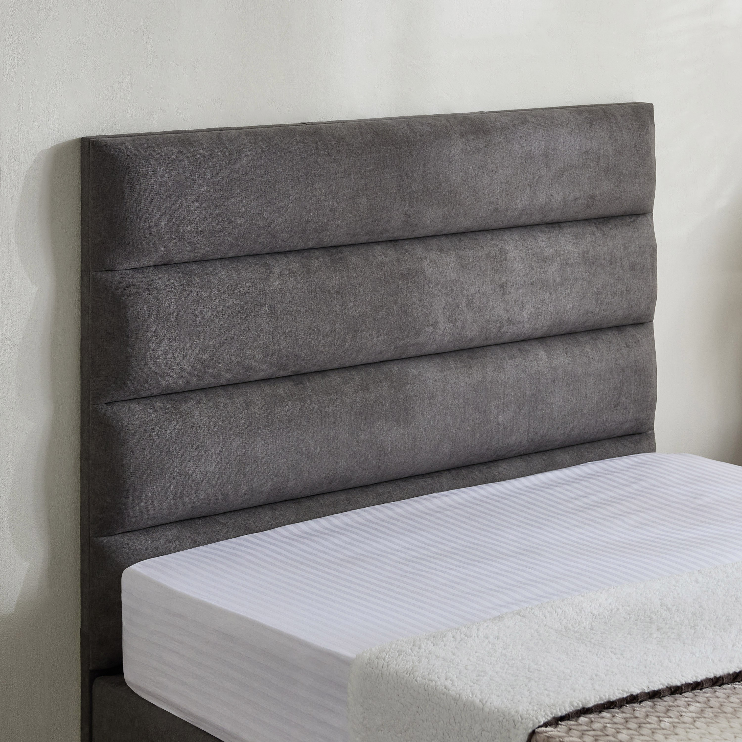 Curvy Linear Upholstered Queen Bed - 160x200 cm-hbxbedroom-bedsandbedsets-beds-queen-image-3
