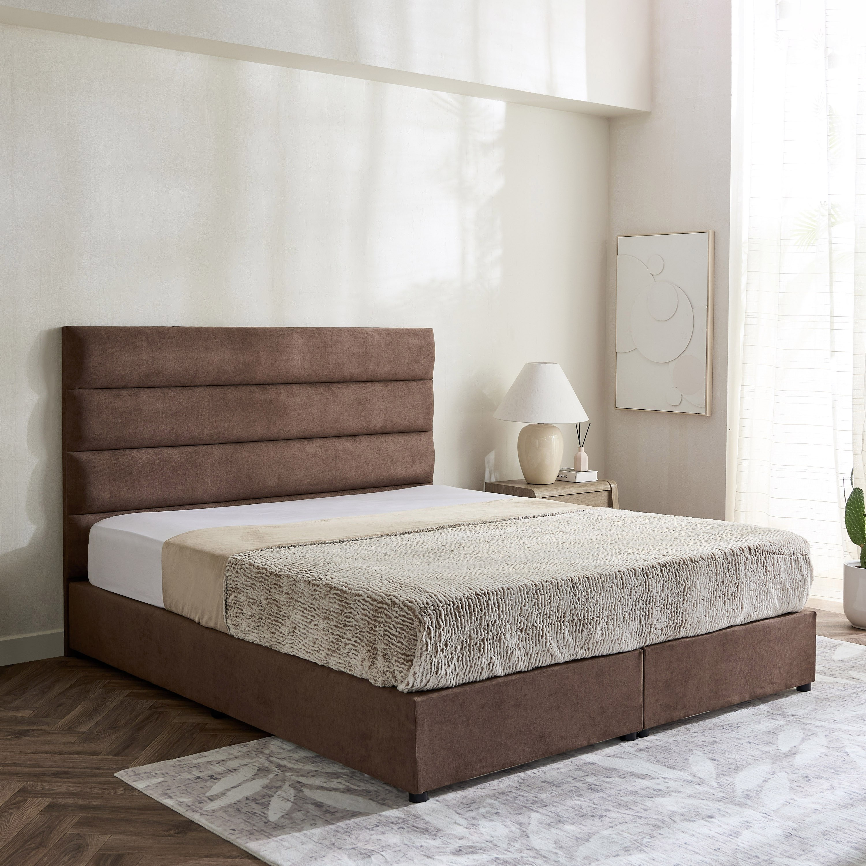 Curvy Linear King Upholstered Bed - 180x200 cm-PROMO_HB_UAE_HBX10_250526-image-1