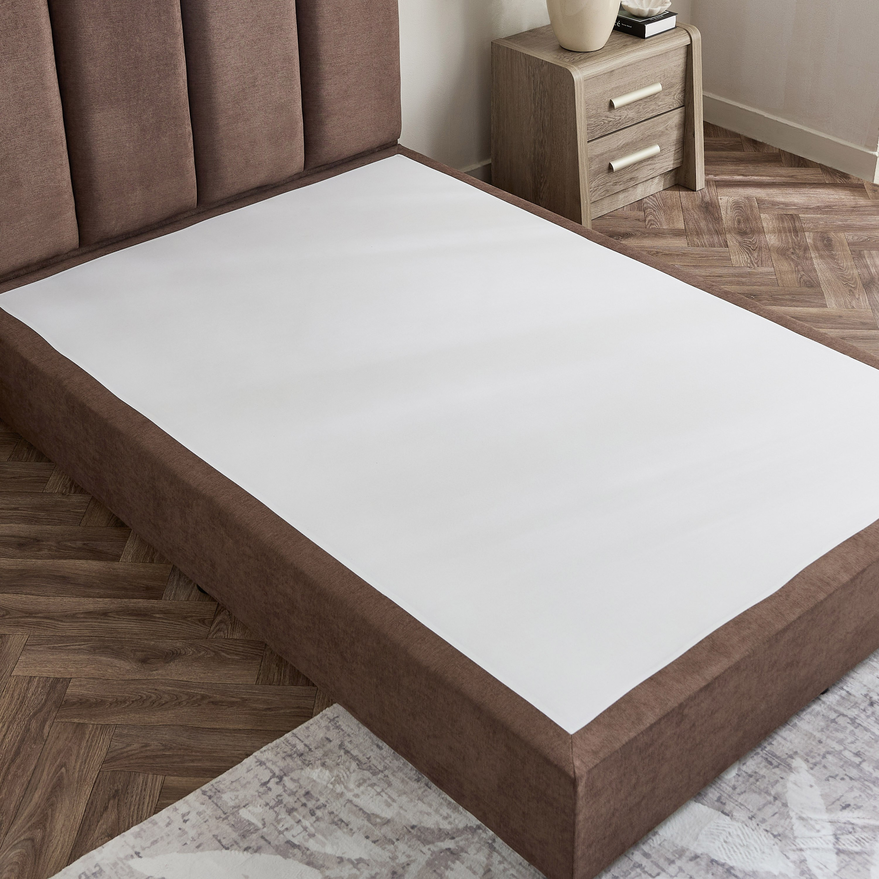 Curvy Riston Upholstered Queen Bed - 160x200 cm-hbxbedroom-bedsandbedsets-beds-queen-image-6