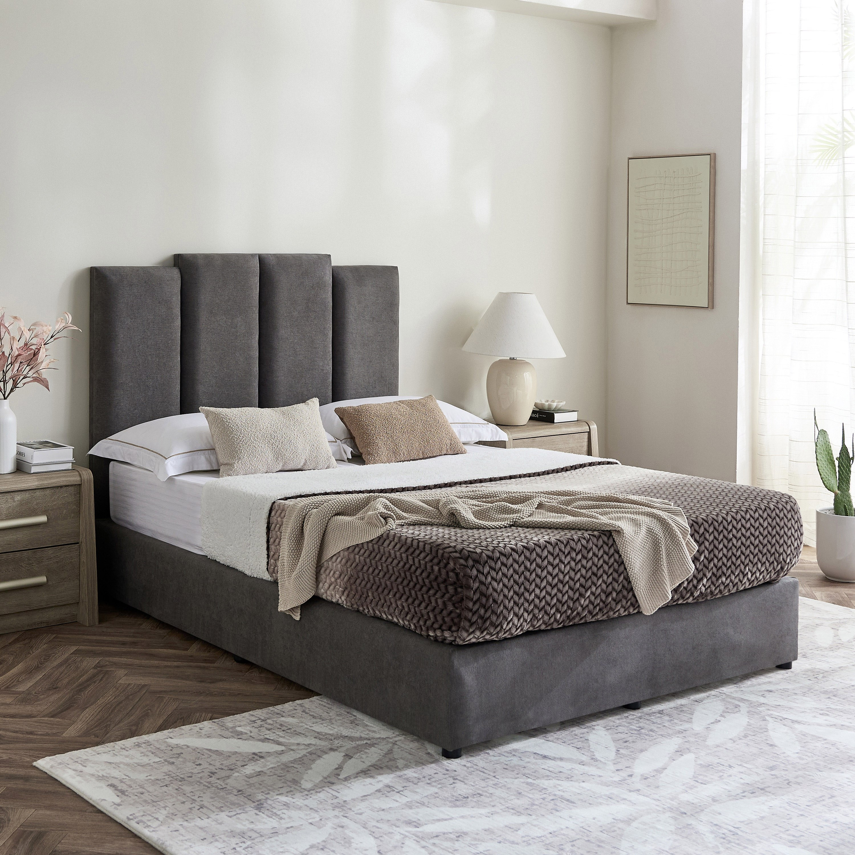 Curvy Riston Upholstered Queen Bed - 160x200 cm-hbxbedroom-bedsandbedsets-beds-queen-image-7