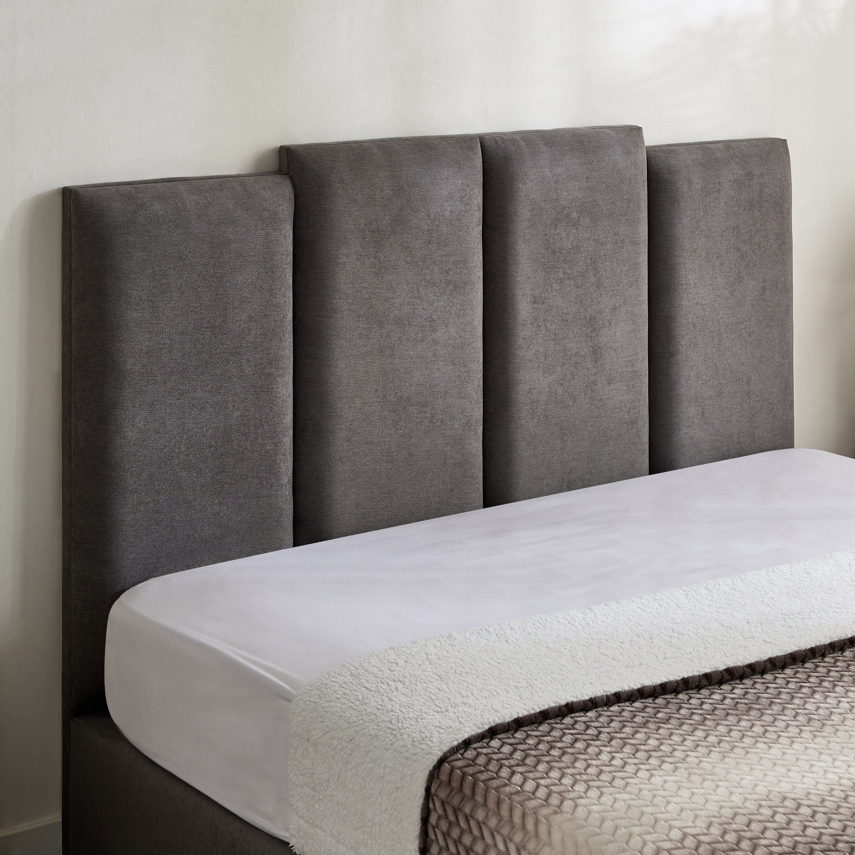 Curvy Riston Upholstered King Bed - 180x200 cm-PROMO_HB_UAE_HBX10_250526-image-3