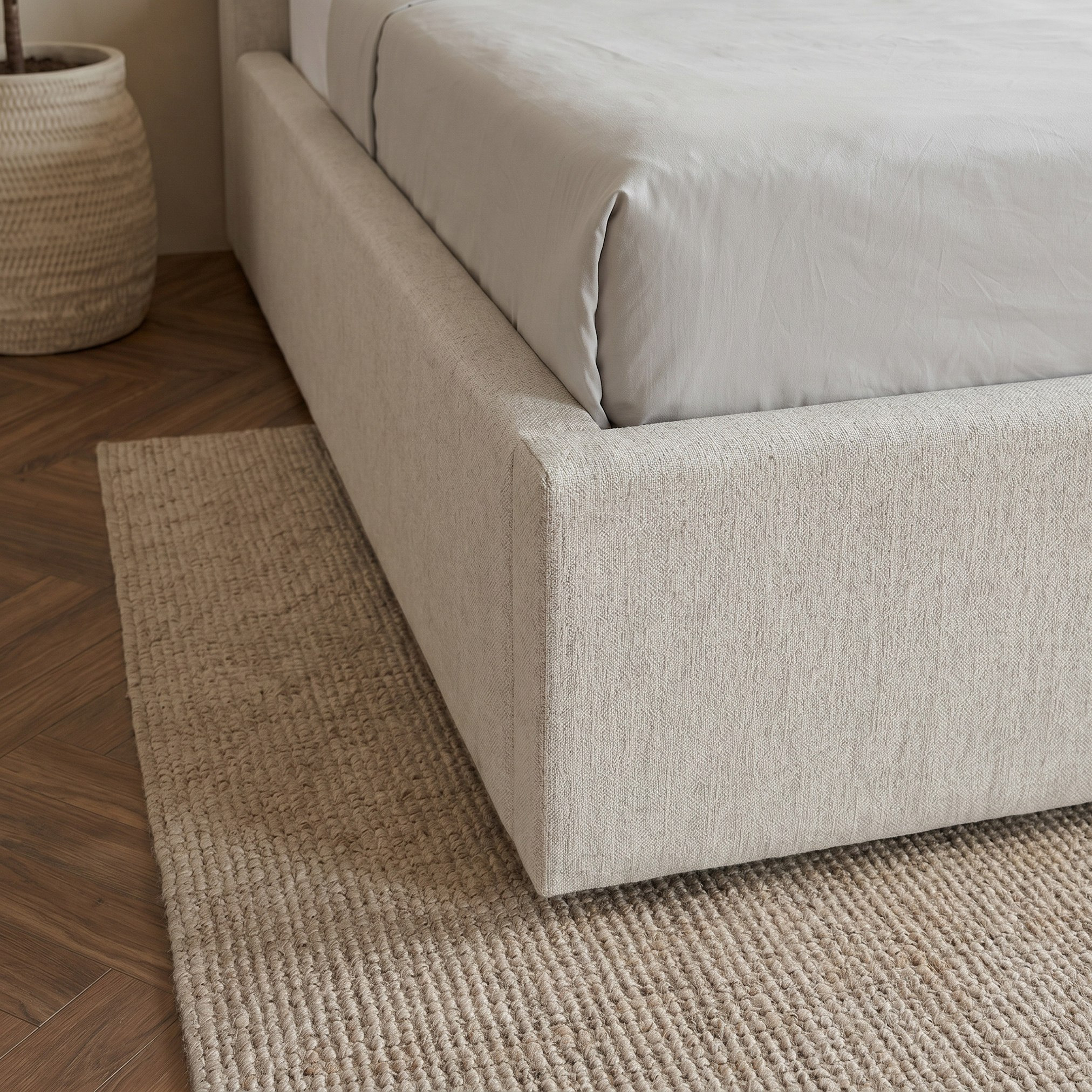Lombardy Upholstered 5-Piece King Bedroom Set - 180x200 cm-hbxbedroom-bedsandbedsets-bedroomsets-king-image-6