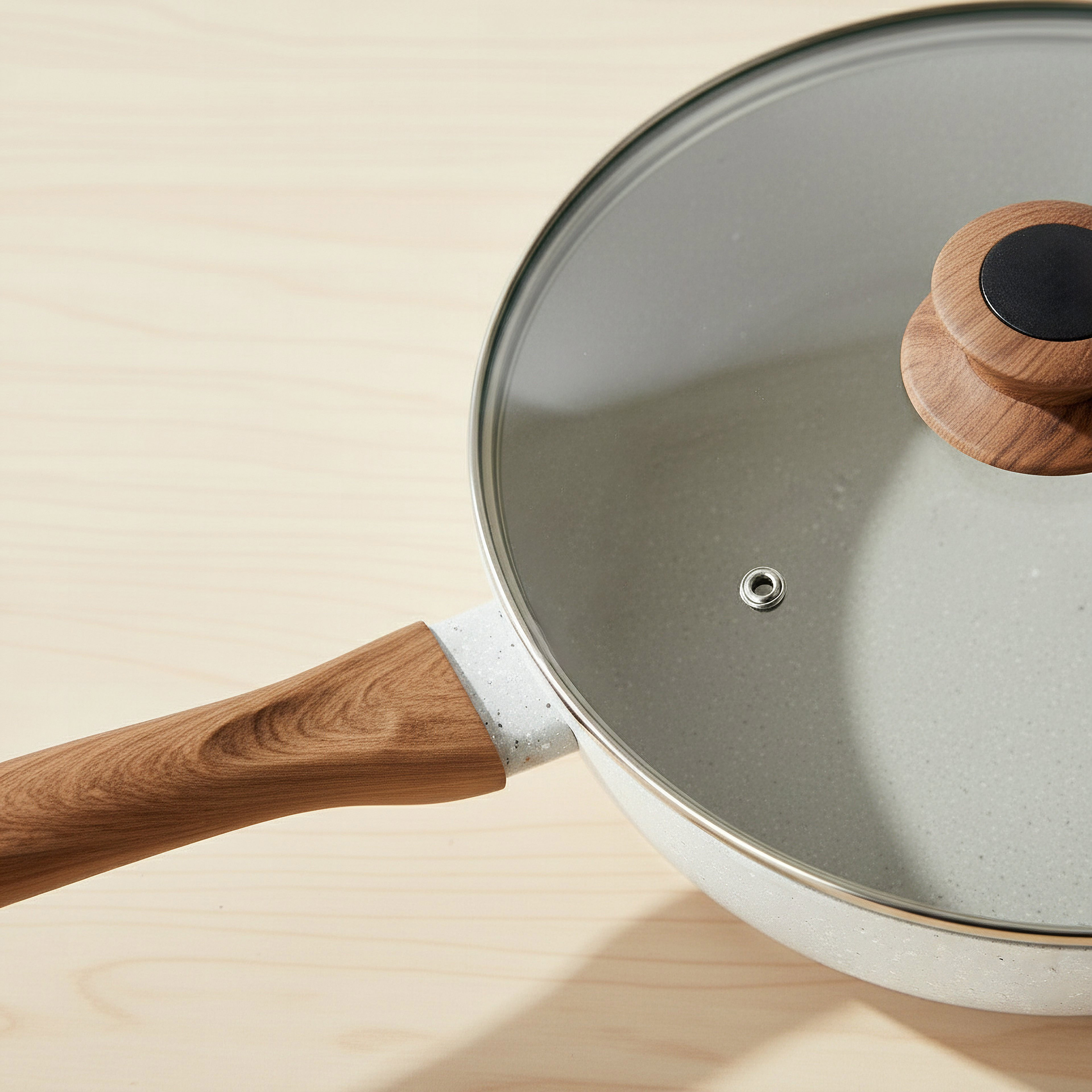 مقلاة عميقة مطروقة بقاعدة حث مع غطاء من لا ناتورا - 28 سم-hbxkitchen-kitchenware-foodpreparation-image-2