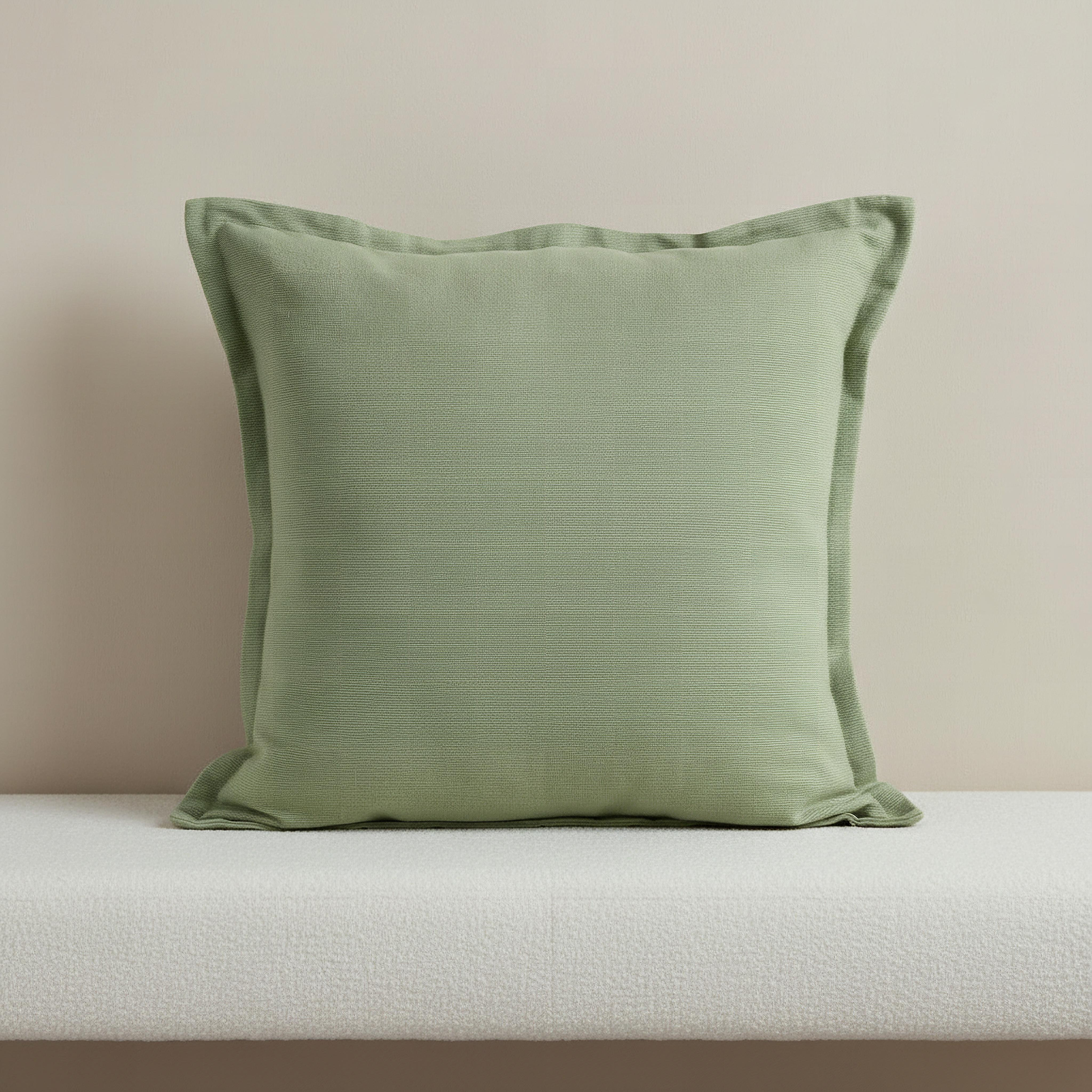 غطاء وسادة سادة مضلع إزرا من أتلانتا - 45x45 سم-hbxhomeware-hbxbedroom-image-1