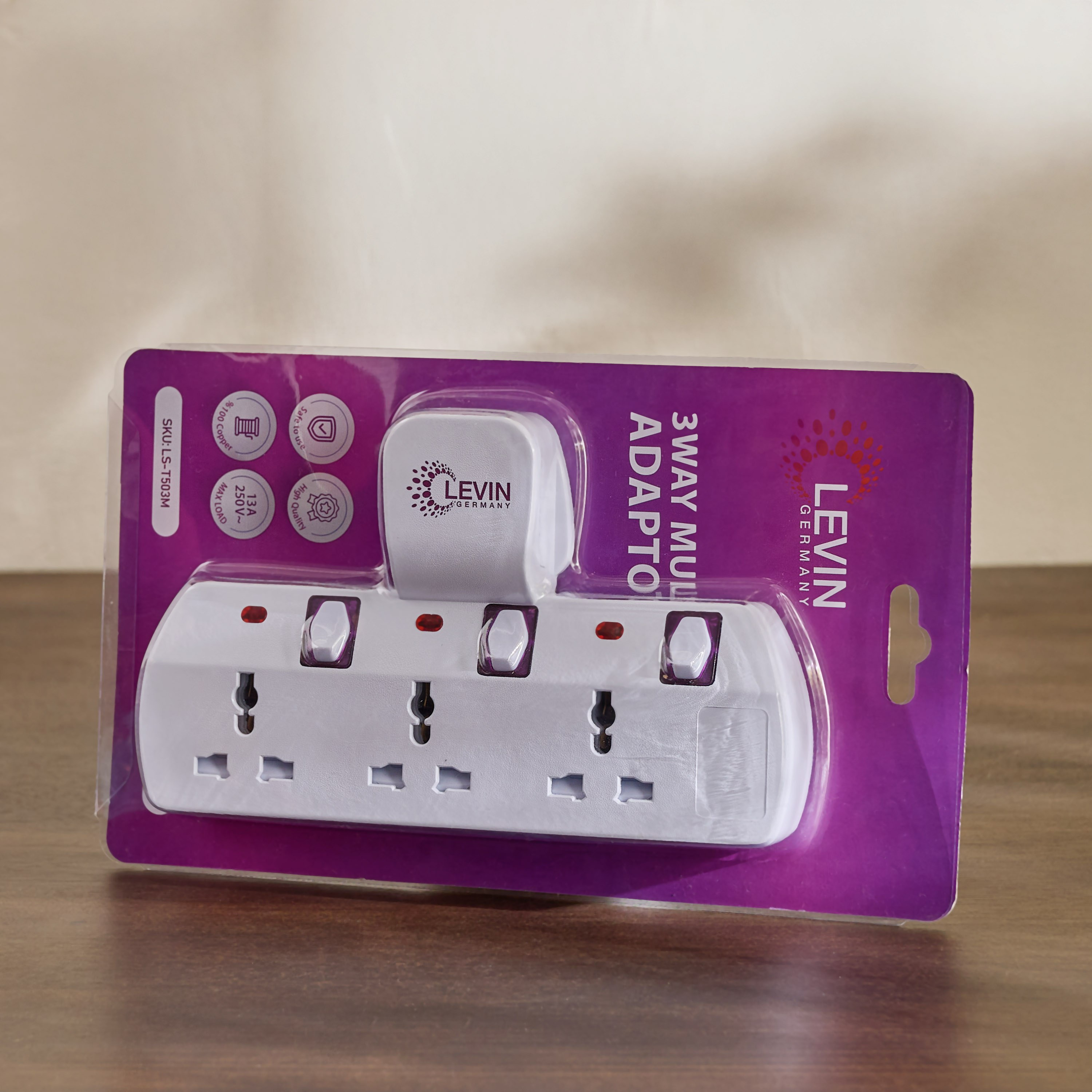 Levin 3-Way Universal Adapter with Individual Switches-hbxbedroom-lighting-lightingaccessories-image-5