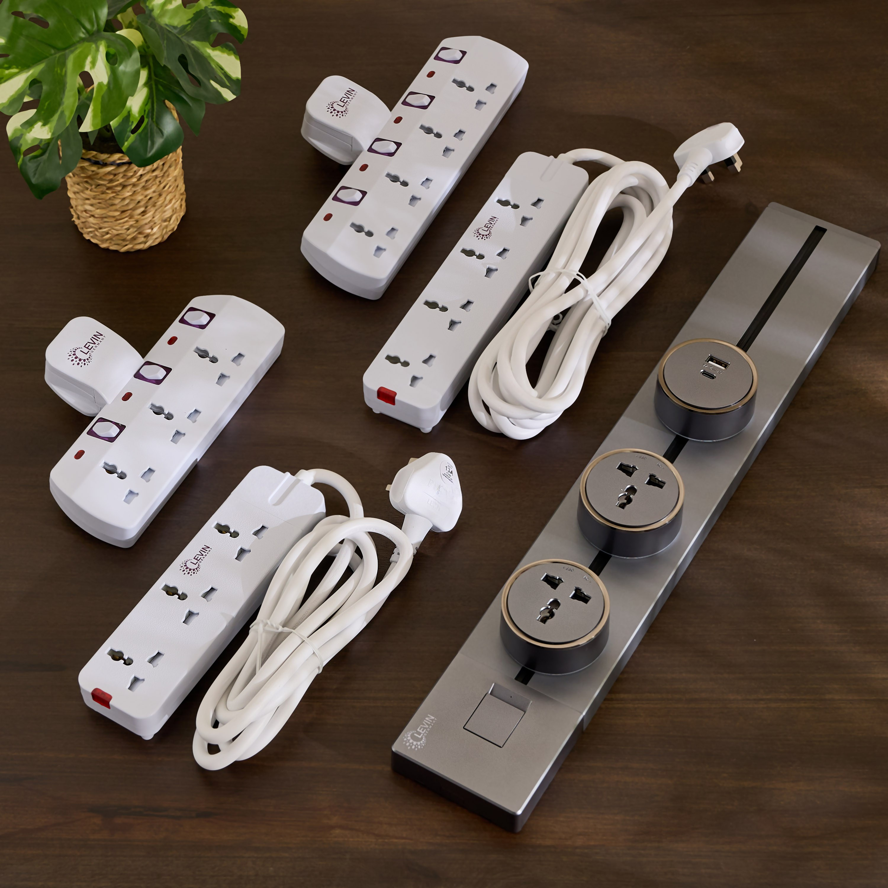 4-Way Universal Extension Socket with 4 Meter Cable Length-hbxbedroom-lighting-lightingaccessories-image-3