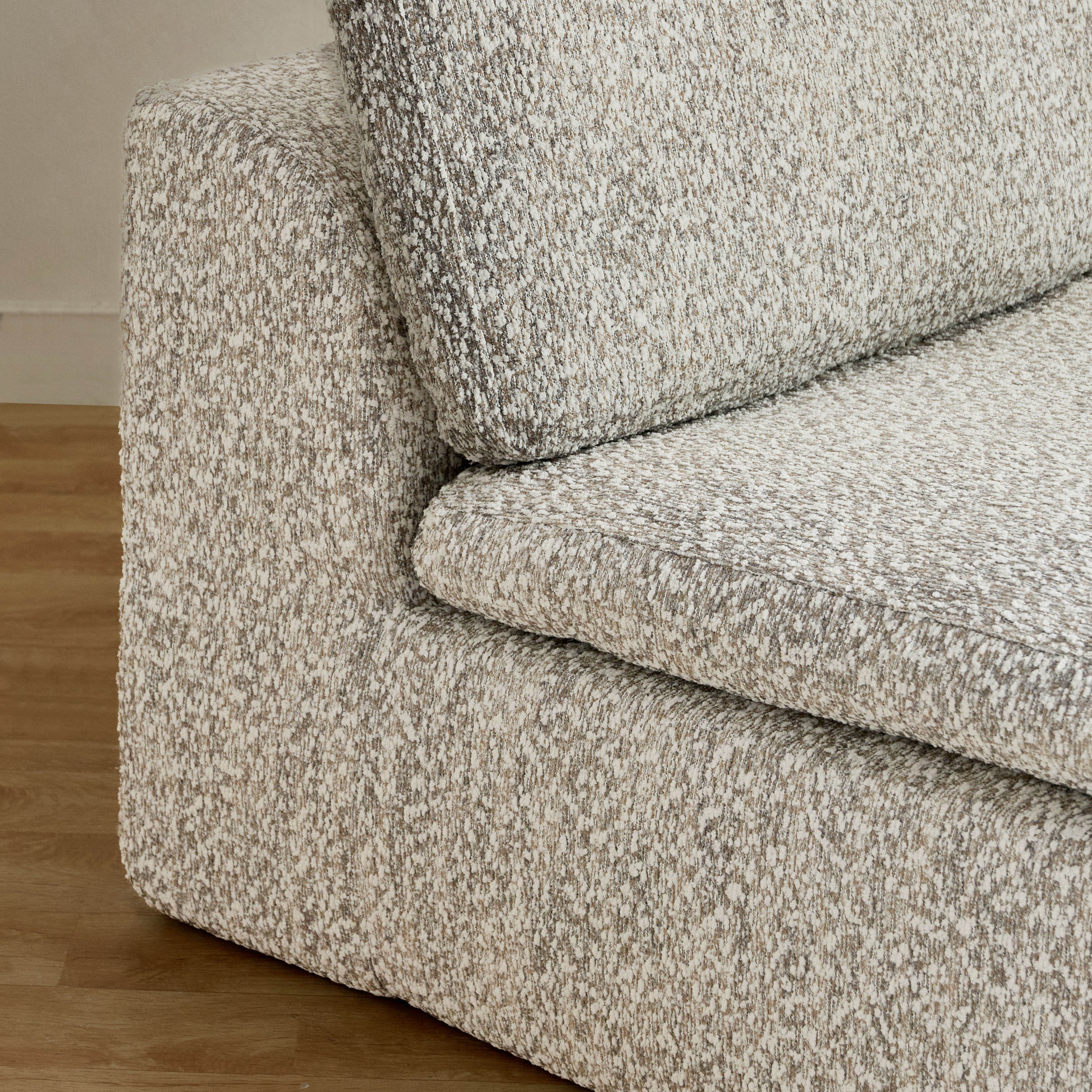 كرسي قماش دون مساند ذراعين من توريڤا-hbxlivingroom-sofasandarmchairs-modularsofas-image-4