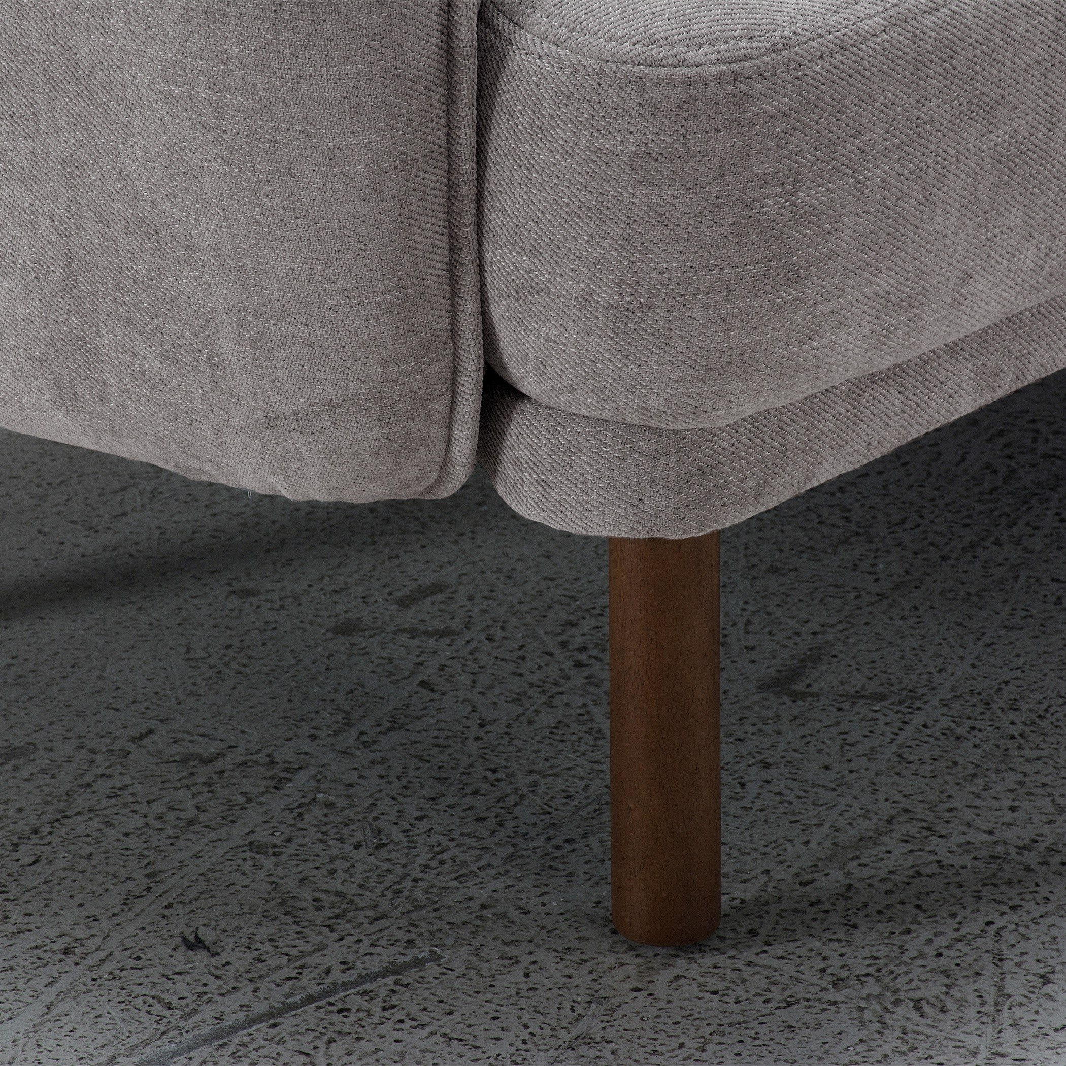 كرسي قماشي بمساند ذراعين من سيليستيا-hbxlivingroom-sofasandarmchairs-sofas-image-4