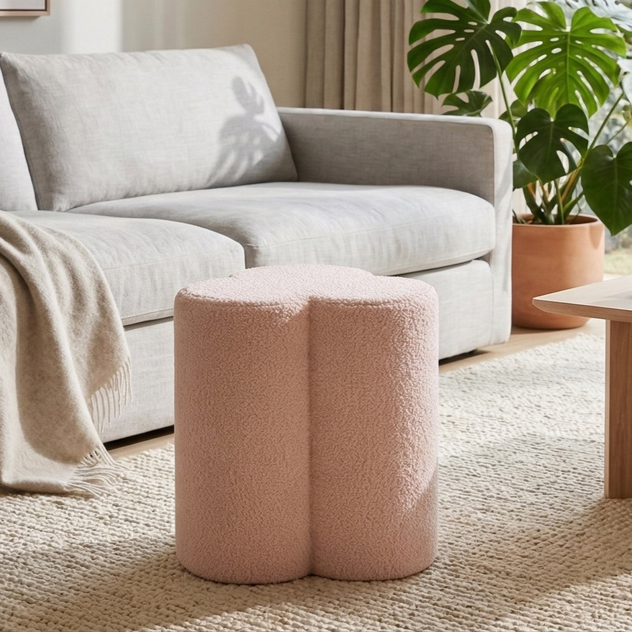 مقعد عثماني قماشي من بيتال-hbxlivingroom-sofasandarmchairs-ottomansandfootstools-image-2