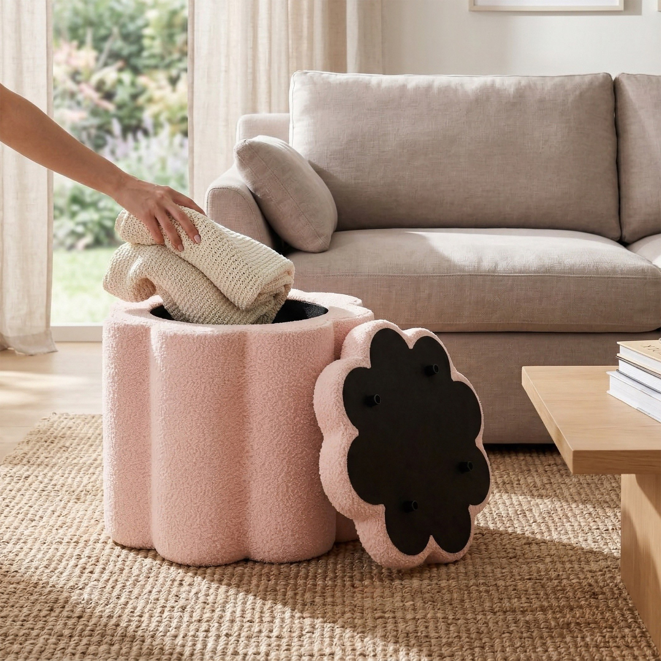 مقعد عثماني قماشي من جيجل-hbxlivingroom-sofasandarmchairs-ottomansandfootstools-image-2
