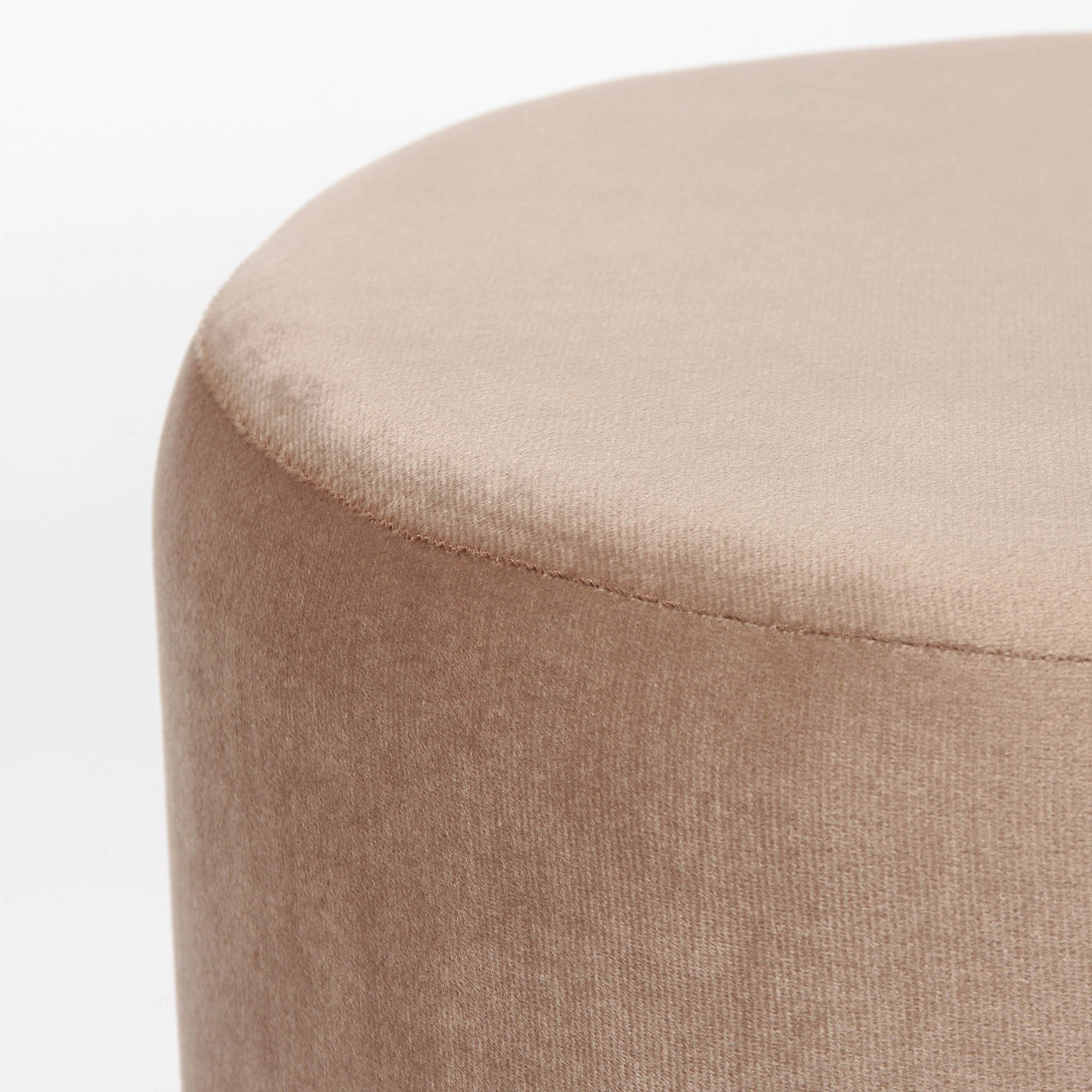 Kiva Fabric Round Ottoman-hbxlivingroom-sofasandarmchairs-ottomansandfootstools-image-4