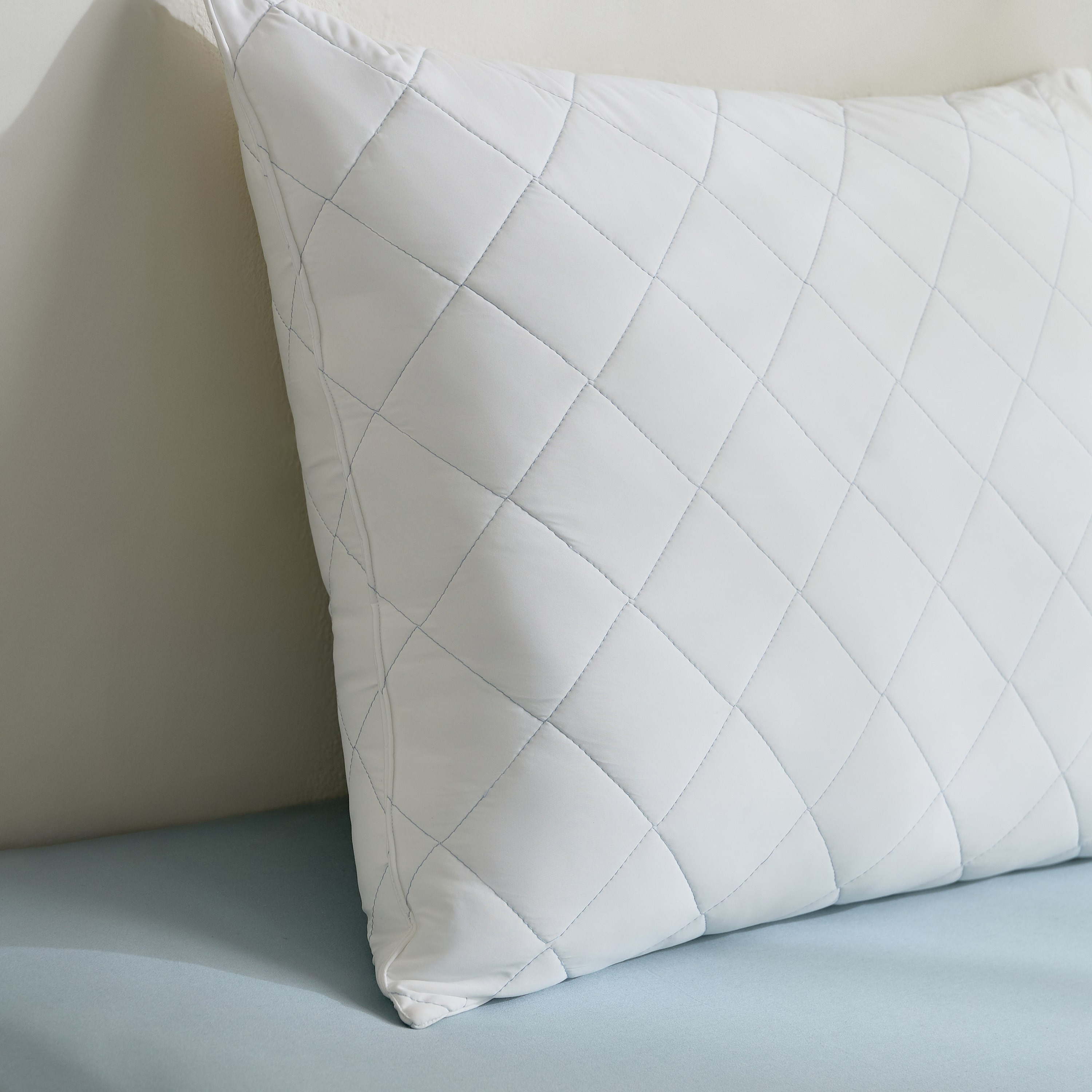 Coolbliss Spandex Quilted Pillow - 50x70 cm-hbxhomeware-hbxbedroom-image-3