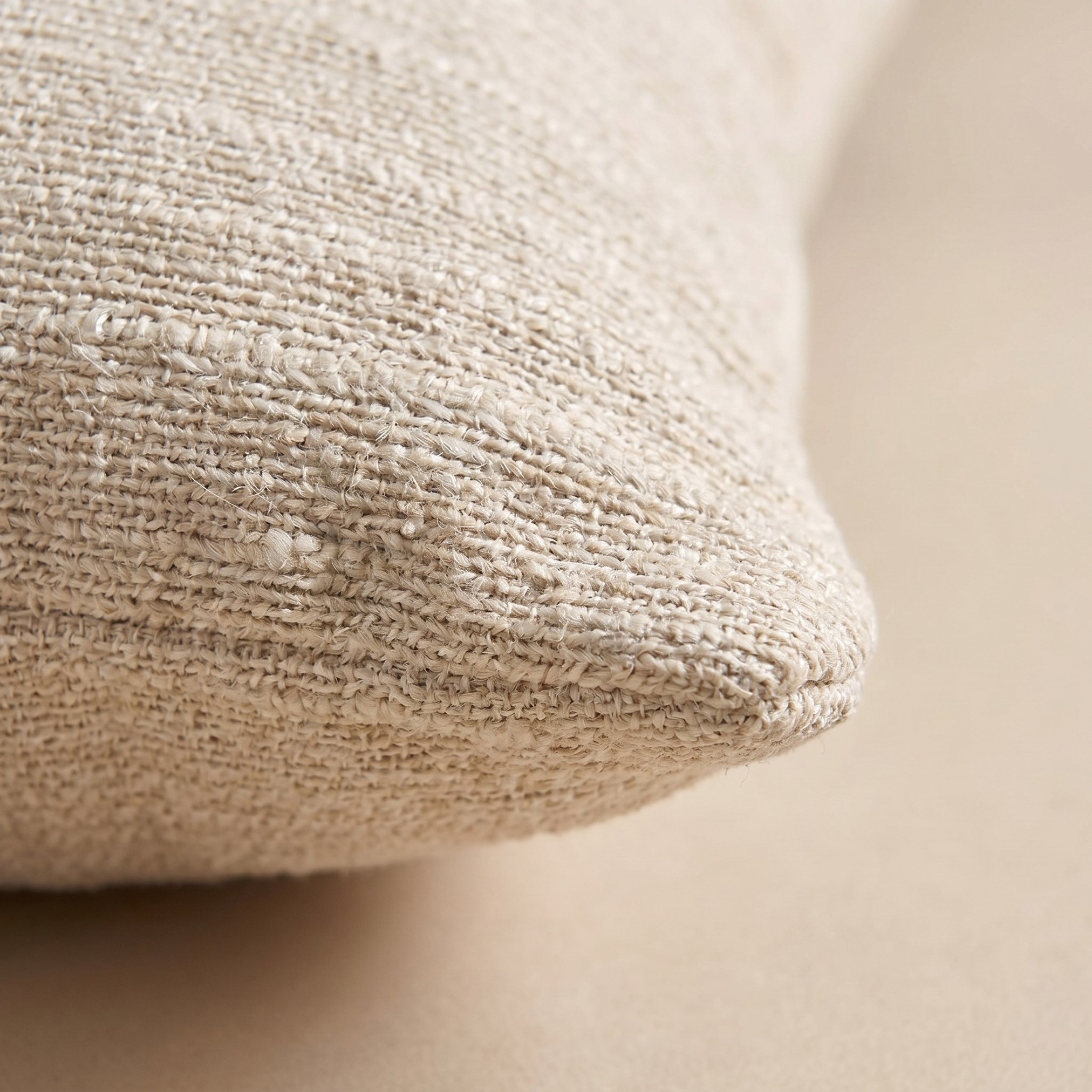 Cozy Duo 2-Piece Lurex Slub Filled Cushion Set - 50x50 cm-hbxhomeware-hbxkidsandyouth-image-3