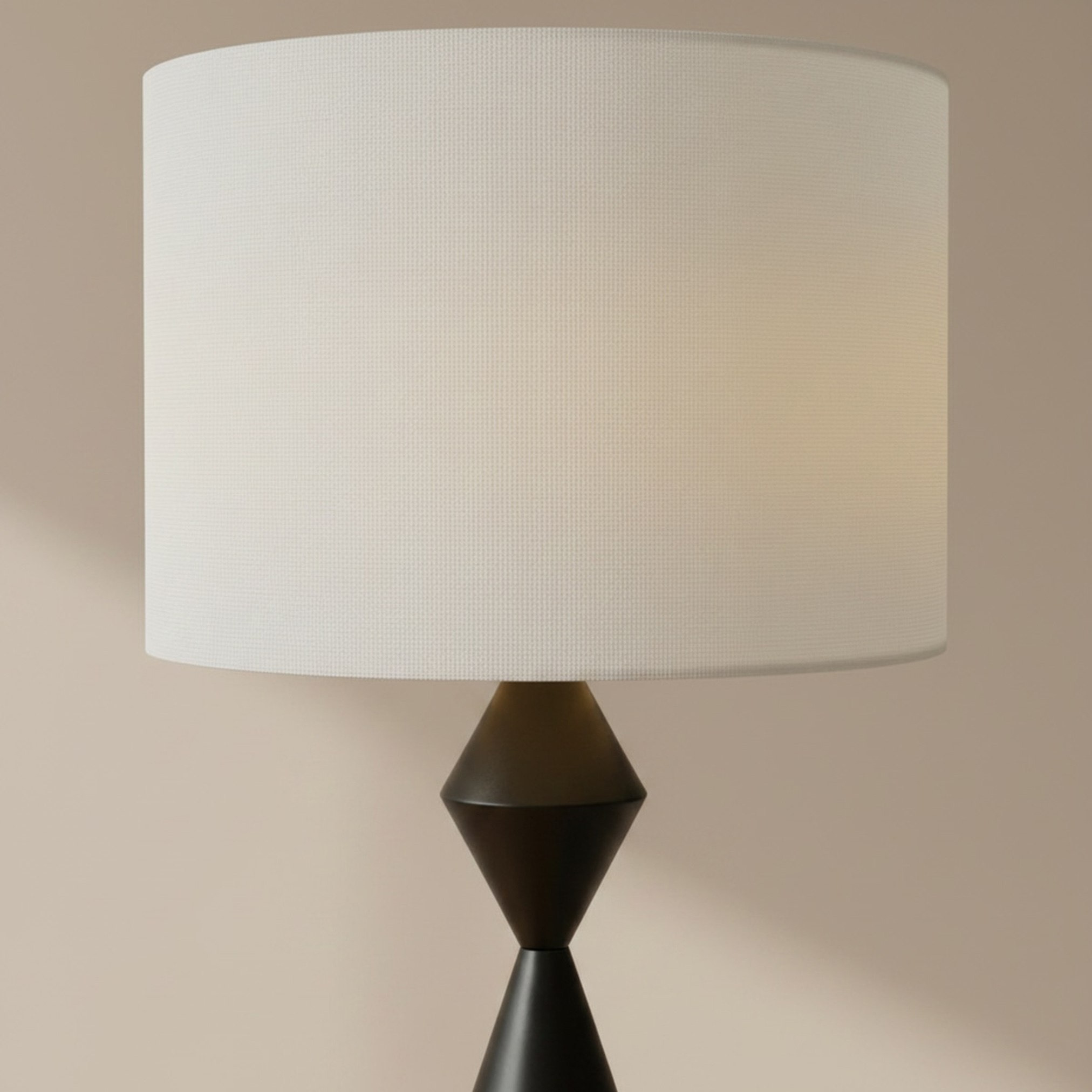مصباح أرضية معدني بغطاء كتان من ميريك - 35x156 سم-hbxhomeware-hbxdecorandfurnishings-image-3
