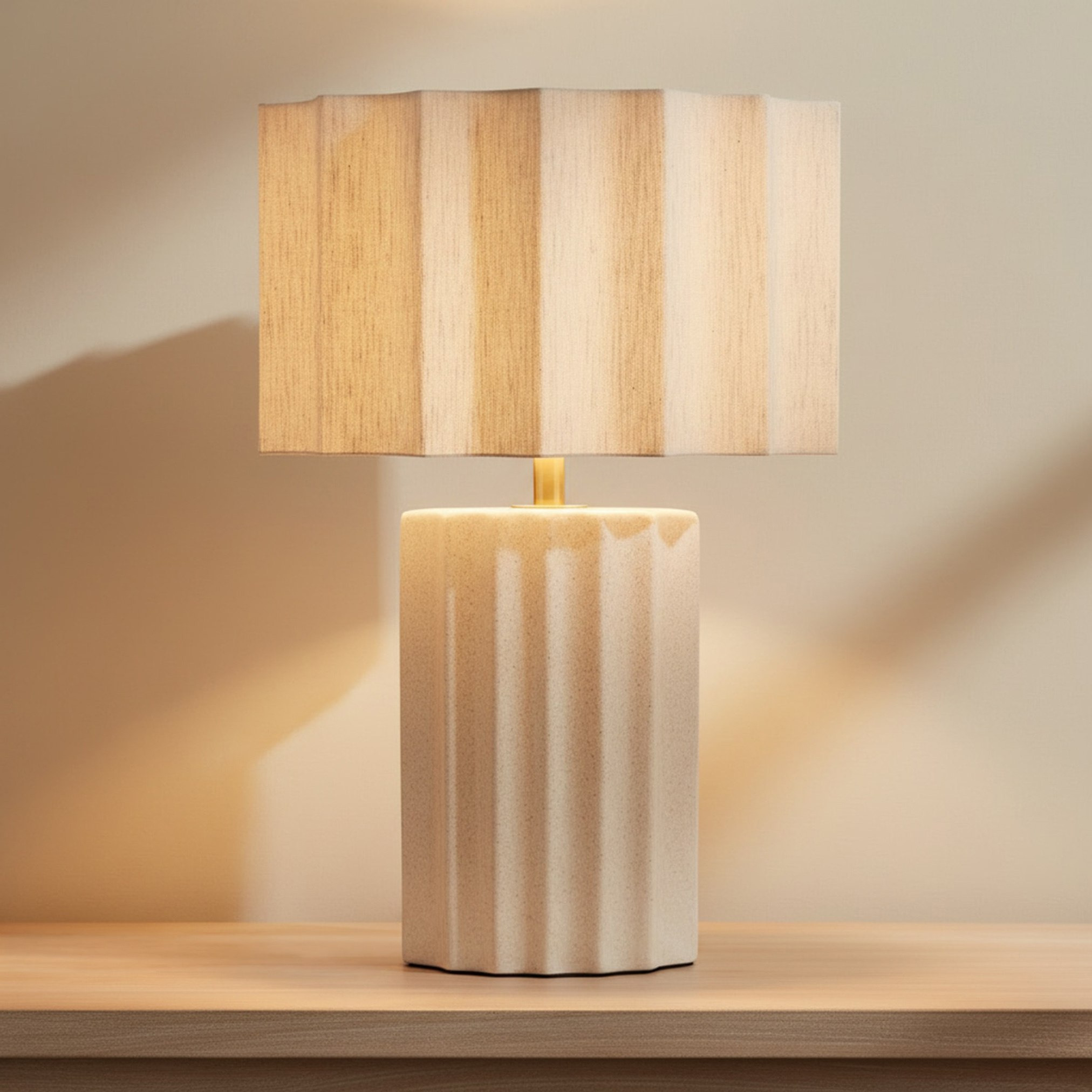 مصباح طاولة سيراميك بغطاء كتان من ميريك - 39x23x56 سم-hbxlivingroom-lighting-tablelamps-image-2