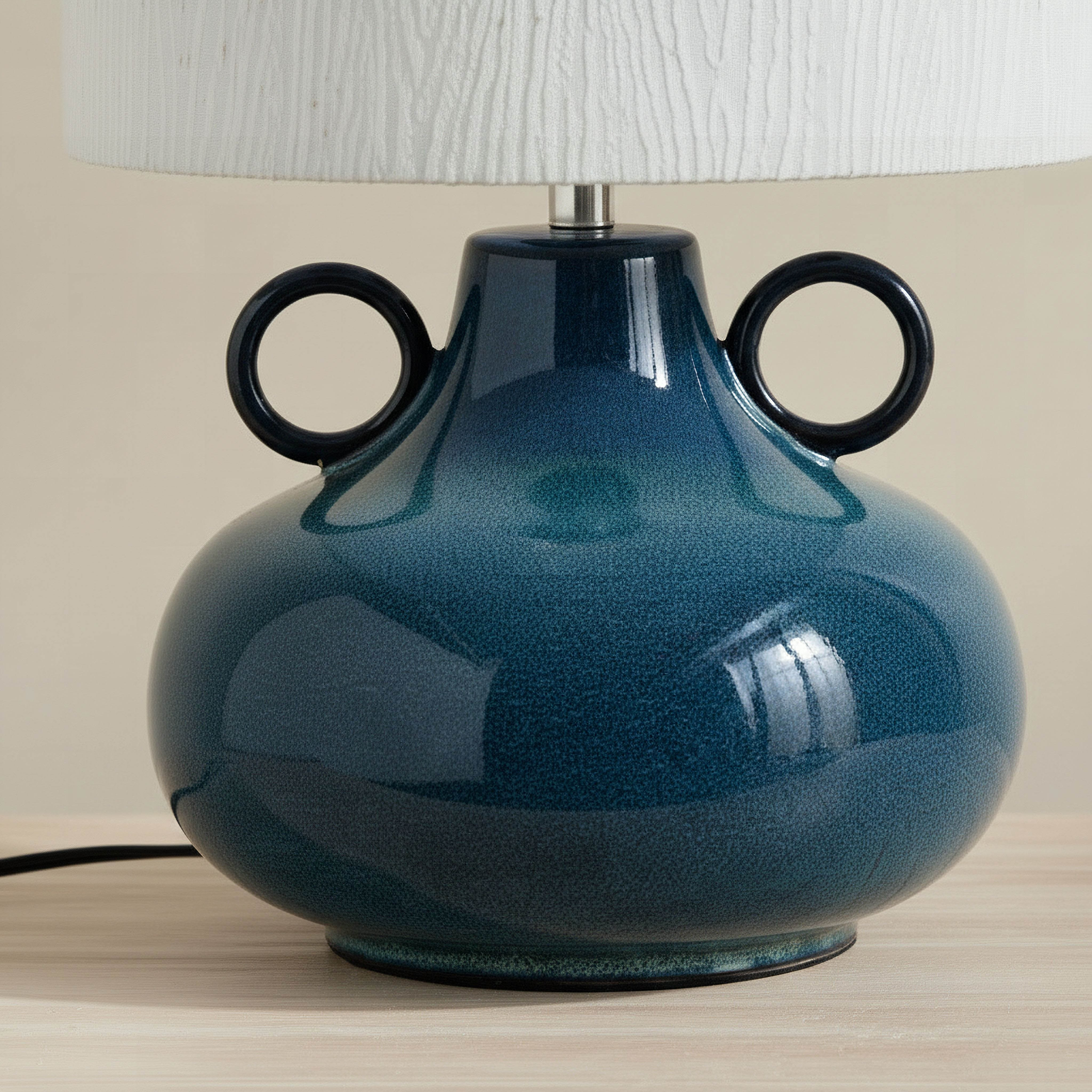 مصباح طاولة بغطاء كتان من إلينور - 43.5 سم-hbxlivingroom-lighting-tablelamps-image-4
