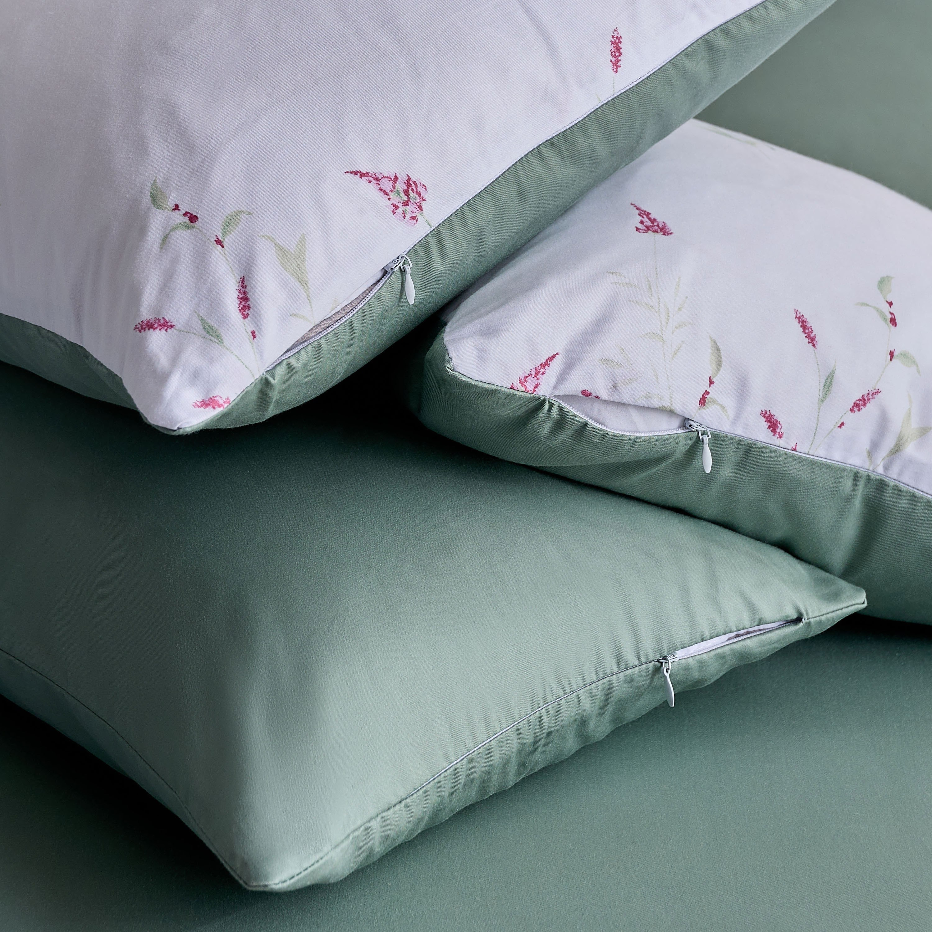 طقم لحاف بياب سوبر كينج قطن بطبعات 9 قطع من فالينسيا غاردينيا - 240x260 سم-hbxhomeware-hbxbedroom-image-9