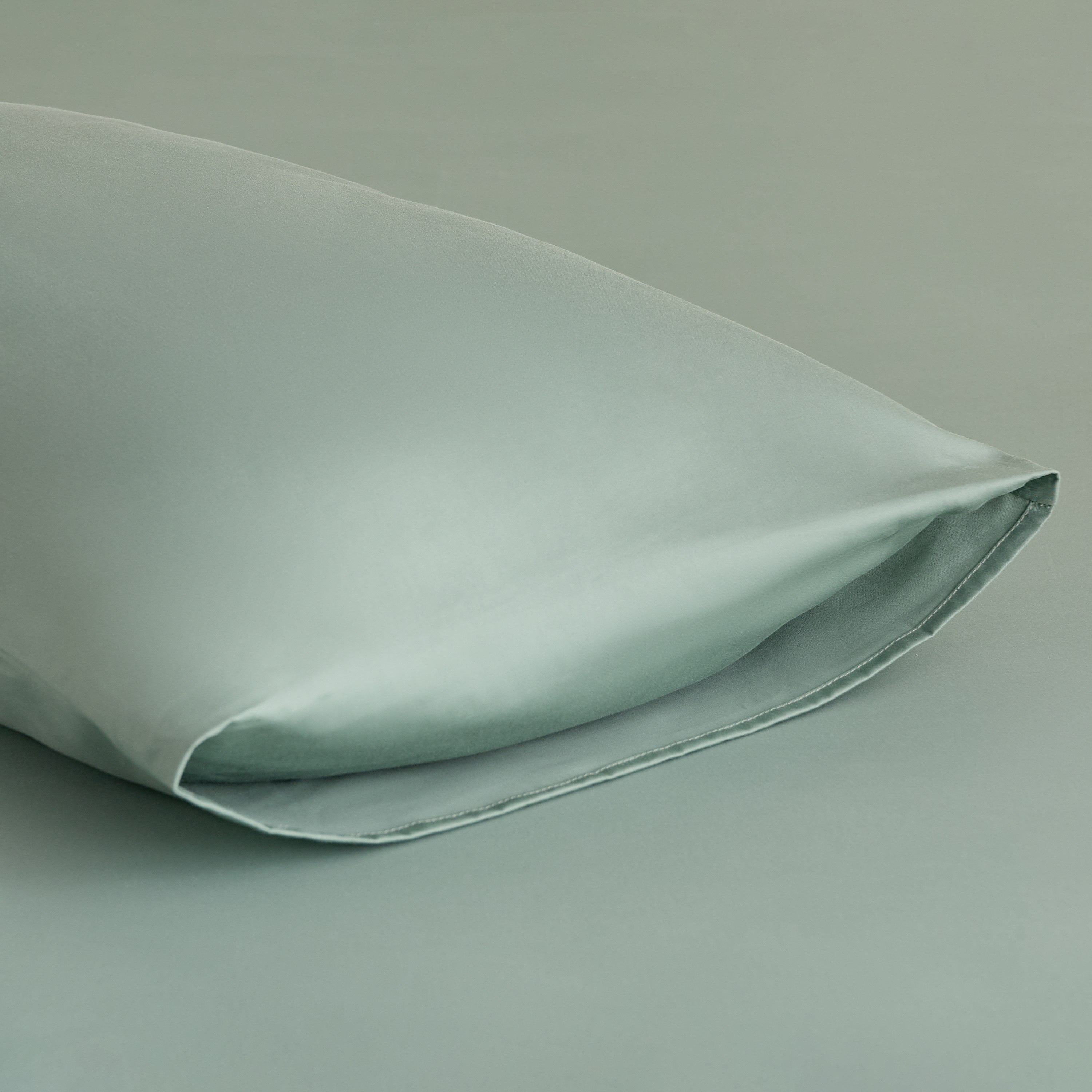 Avora 2-Piece 250 Thread Count Cotton Satin Twin Fitted Sheet Set - 120x200+40 cm-hbxhomeware-hbxbedroom-image-7