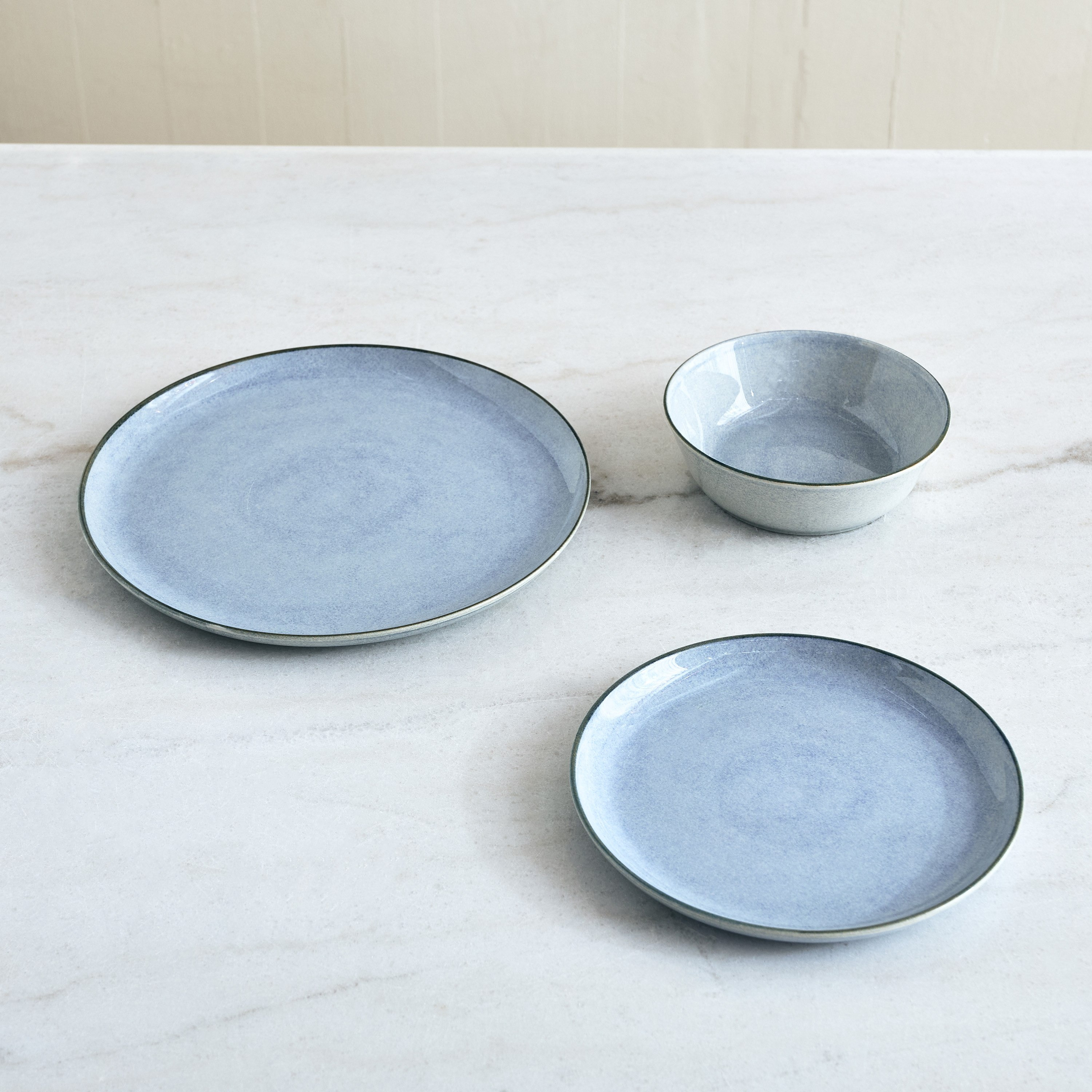 Elegenza 18-Piece Reactive Dinner Set - Serves 6-hbxdiningroom-tabletop-dinnersets-image-2