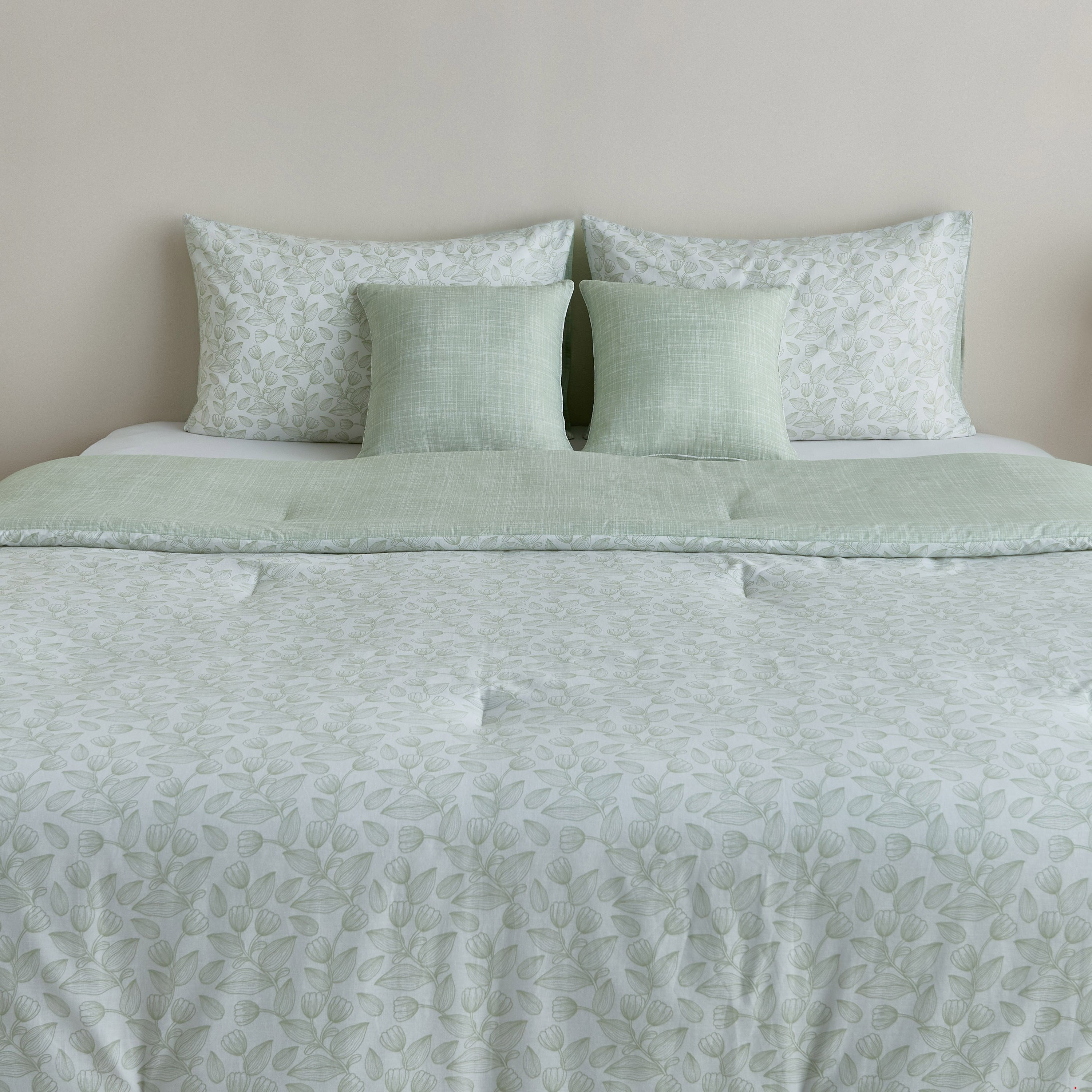 Aurora Fresh Leaf Printed 5-Piece Cotton Queen Comforter Set - 200x240 cm-hbxhomeware-hbxbedroom-image-2