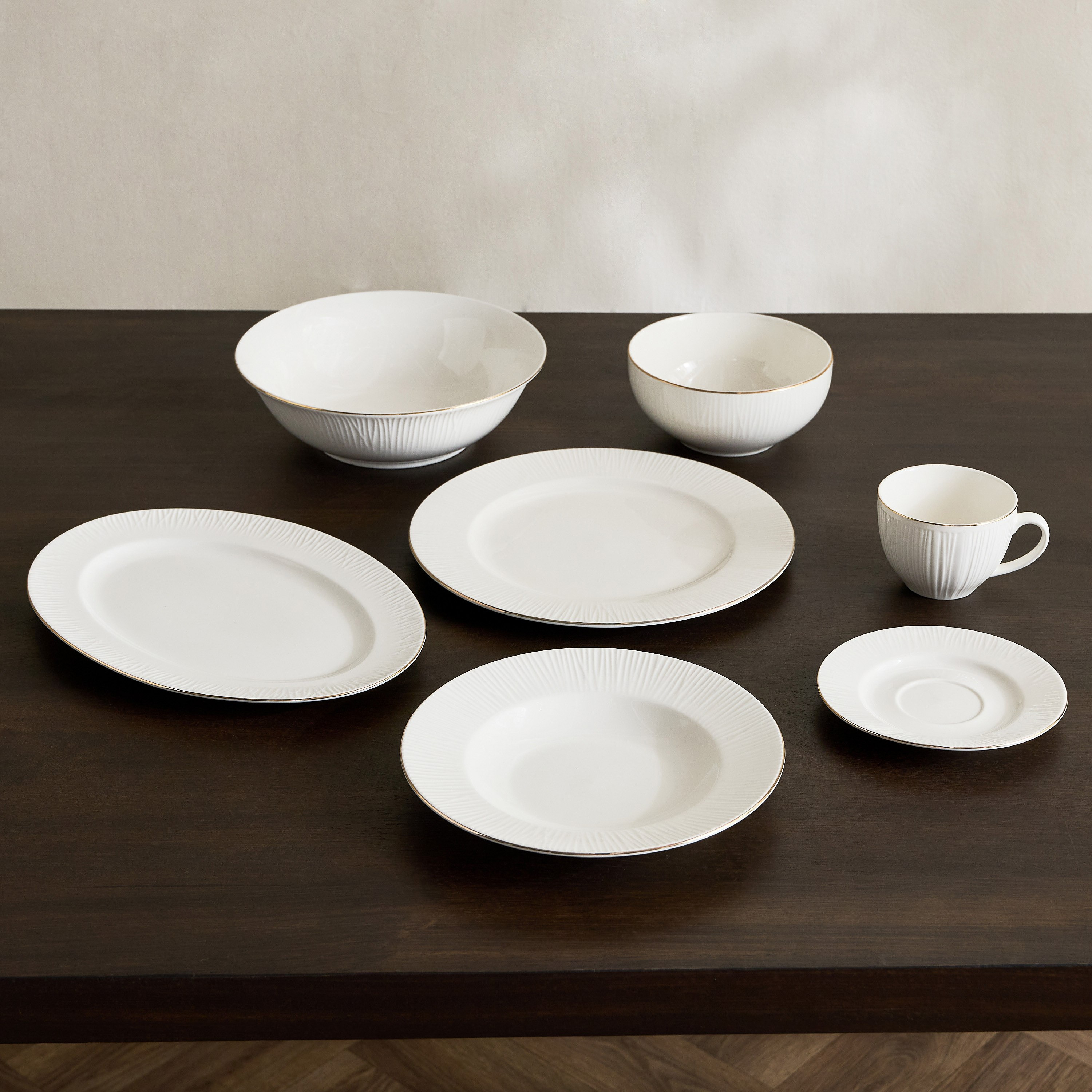 طقم سفرة منقوش 32 قطعة من أوركيد - يخدم 6-hbxdiningroom-tabletop-dinnersets-image-2