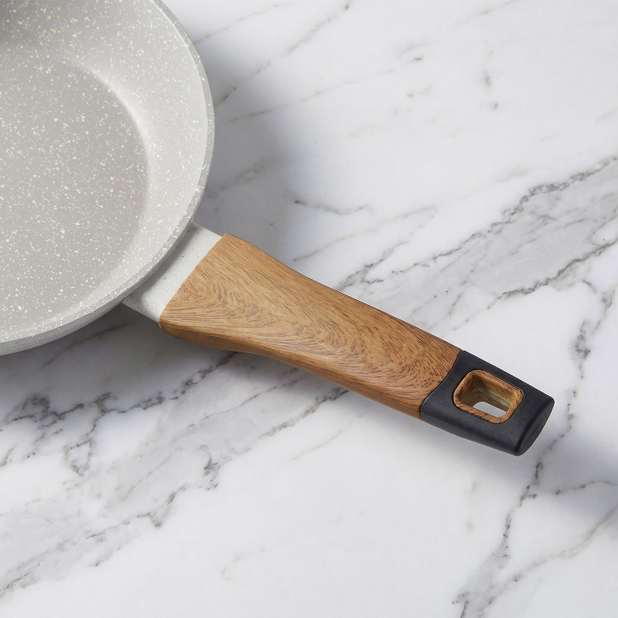 La Natura Induction Fry Pan with Trivet - 20 cm-hbxhomeware-hbxkitchen-image-4