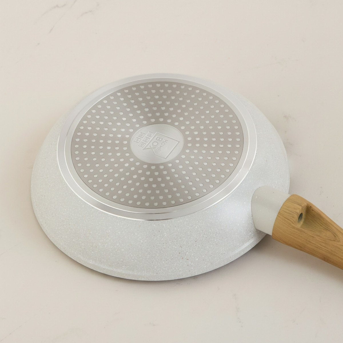 La Natura Induction Fry Pan with Trivet - 24 cm-hbxhomeware-hbxkitchen-image-5
