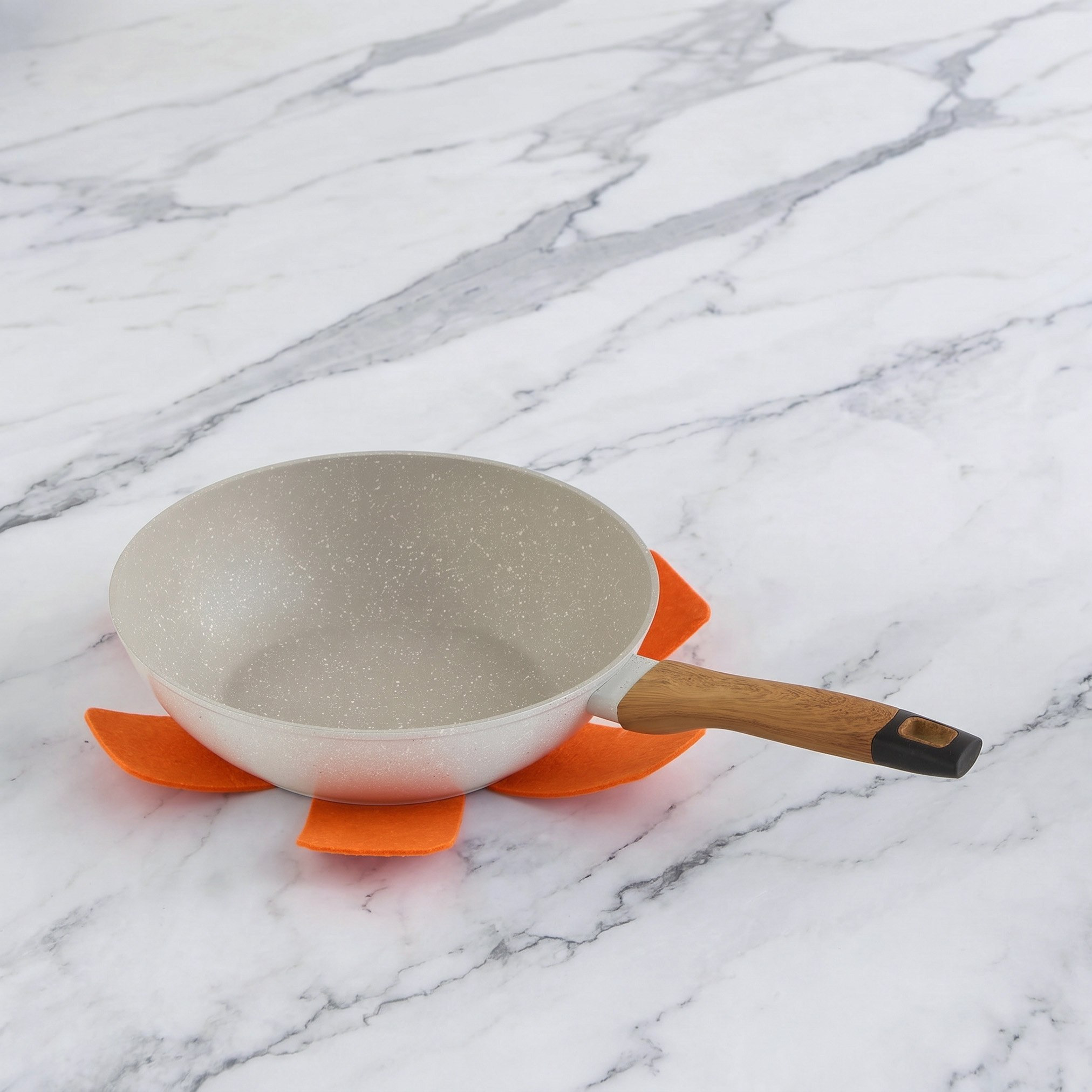 La Natura Wok with Trivet - 28 cm-hbxhomeware-hbxkitchen-image-1