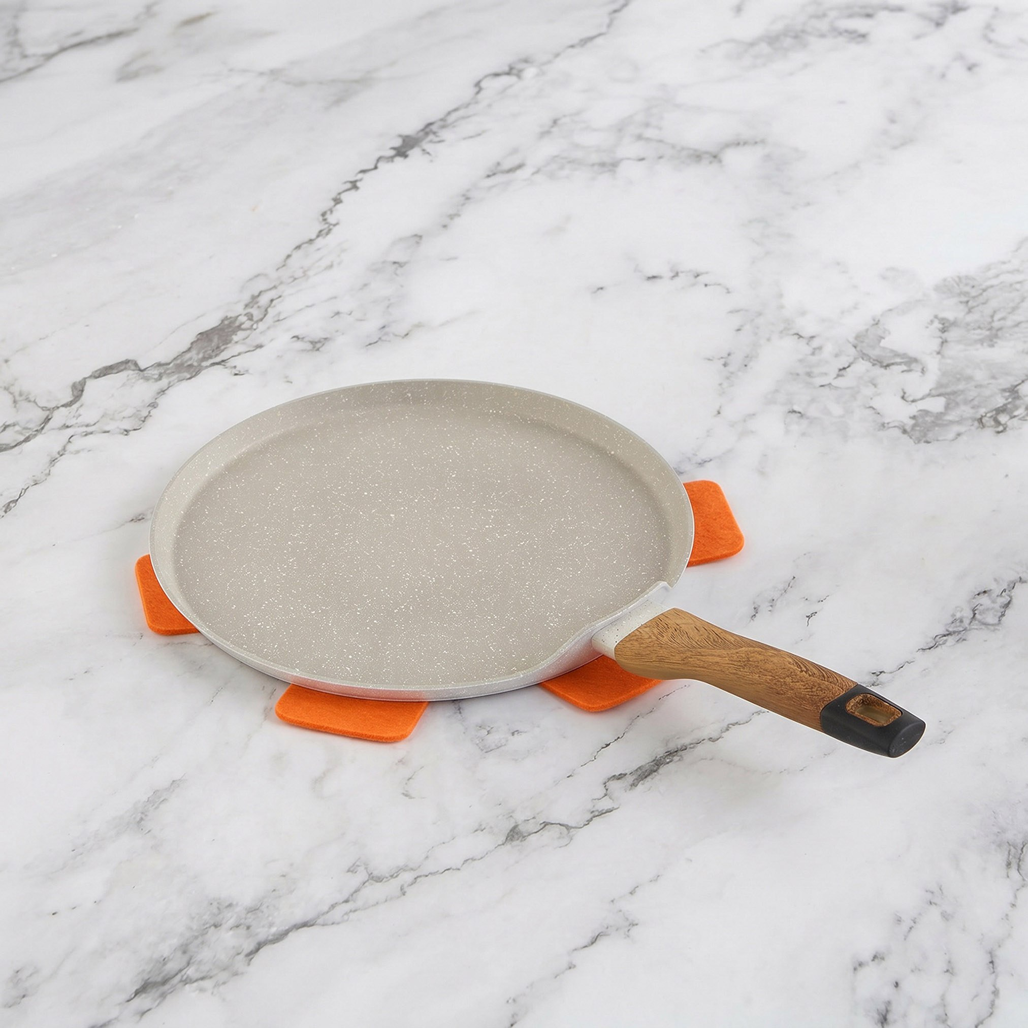 La Natura Flat Pan with Trivet - 30 cm-hbxhomeware-hbxkitchen-image-1