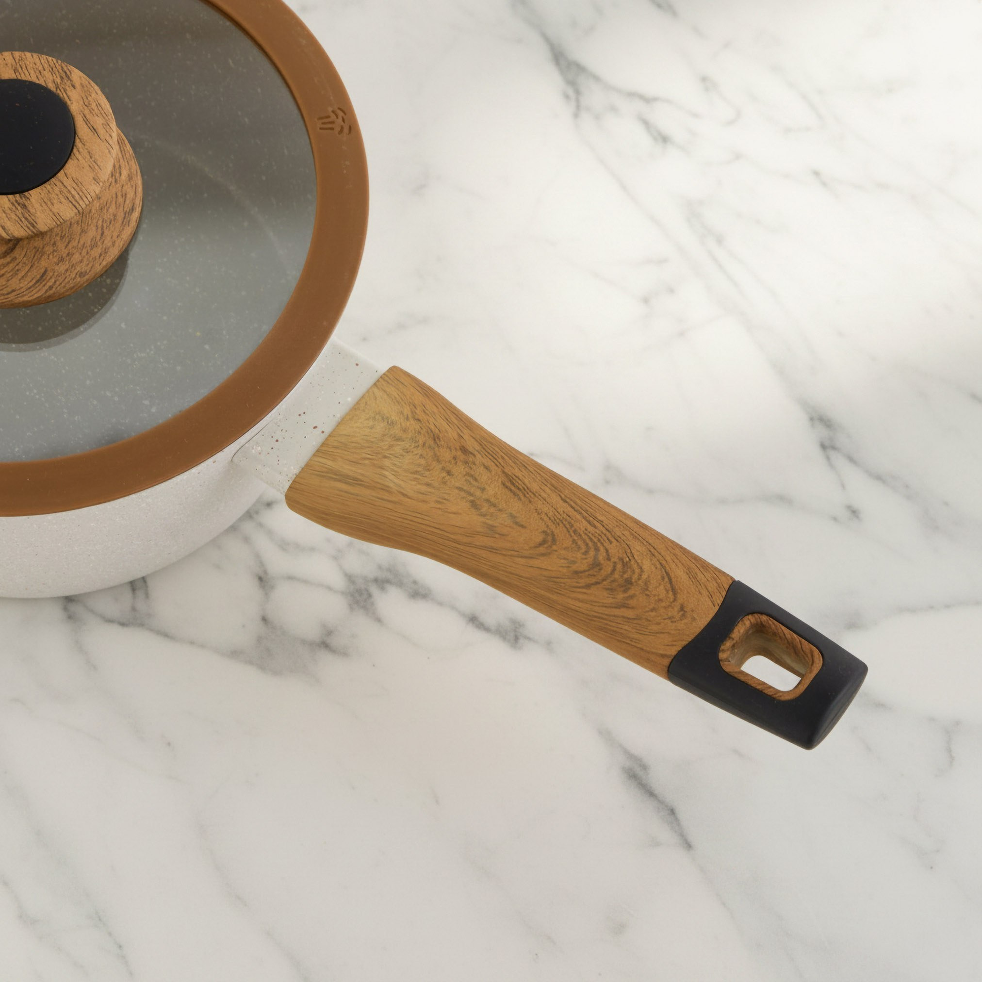 La Natura Sauce Pan with Lid and Trivet - 18 cm-hbxhomeware-hbxkitchen-image-4