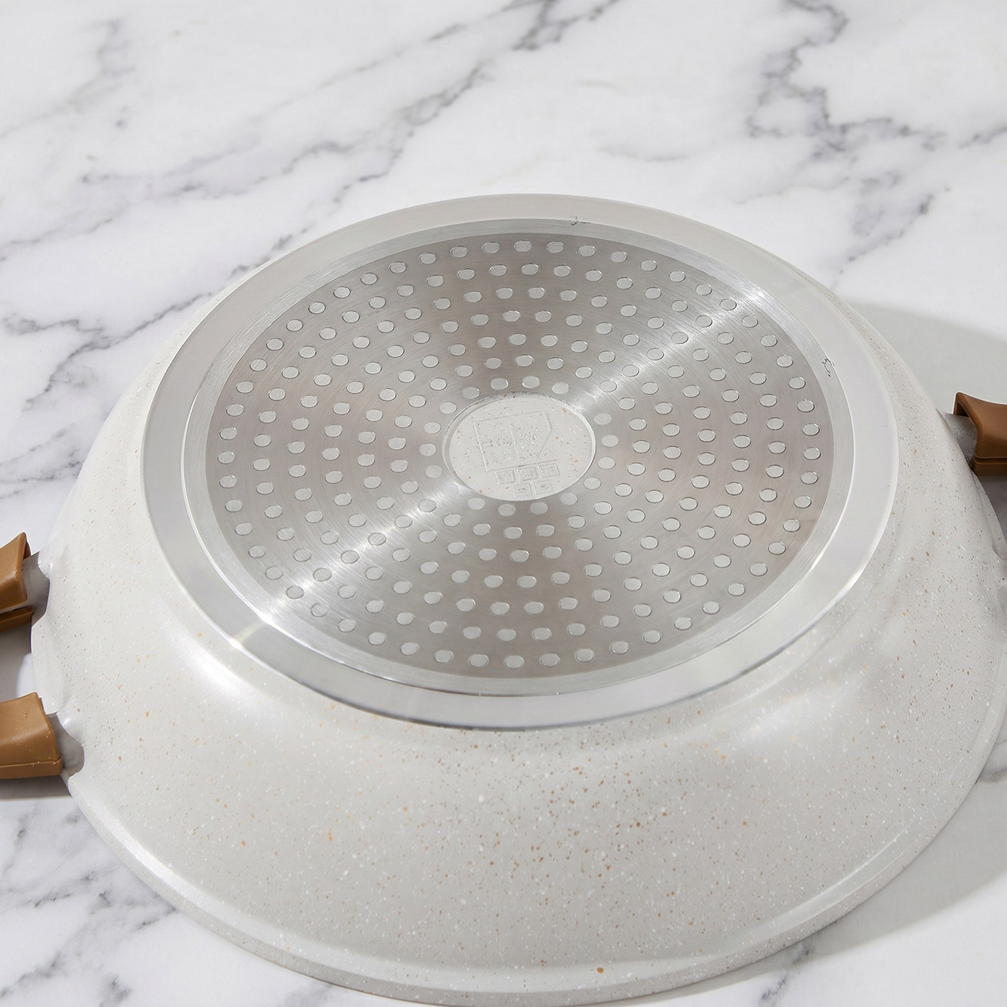 La Natura Shallow Casserole with Lid and Trivet - 28 cm-hbxdecorandfurnishings-tabletop-serveware-image-4